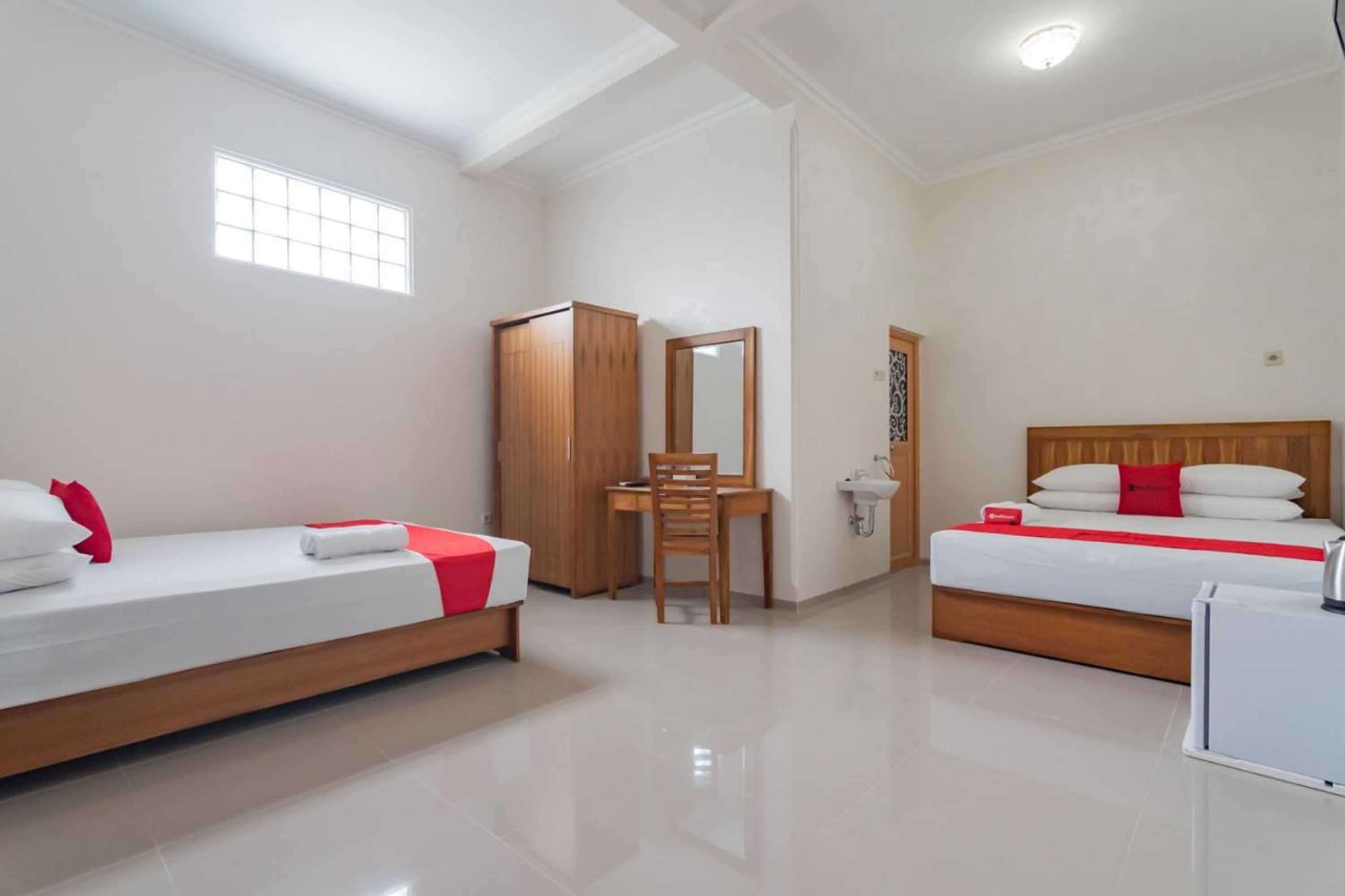 Gift card for Perintis Guesthouse Tasikmalaya by Reddoorz Gift card for Perintis Guesthouse Tasikmalaya by Reddoorz