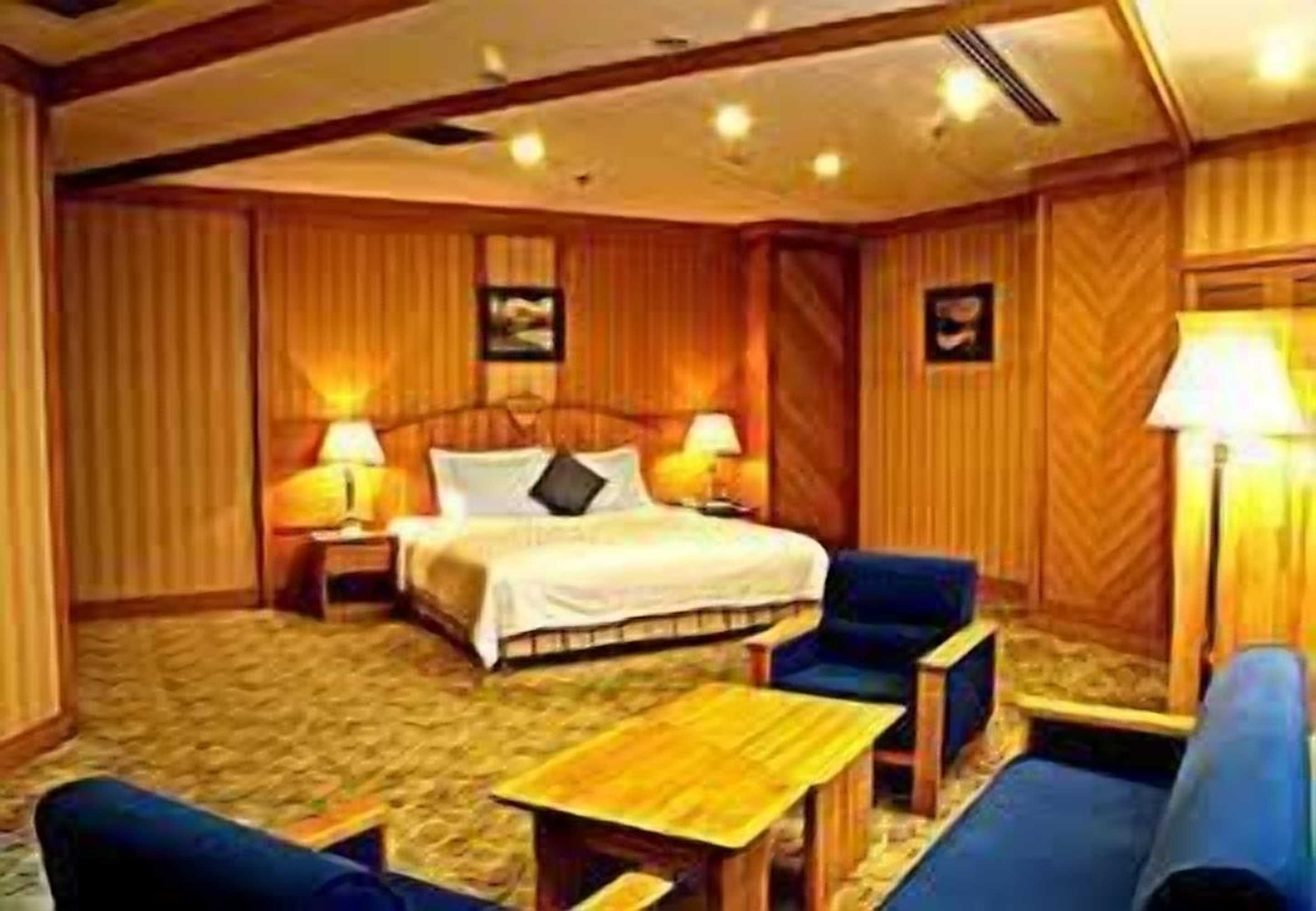 Gift card for Phoenix Hotel Inner Mongolia Gift card for Phoenix Hotel Inner Mongolia