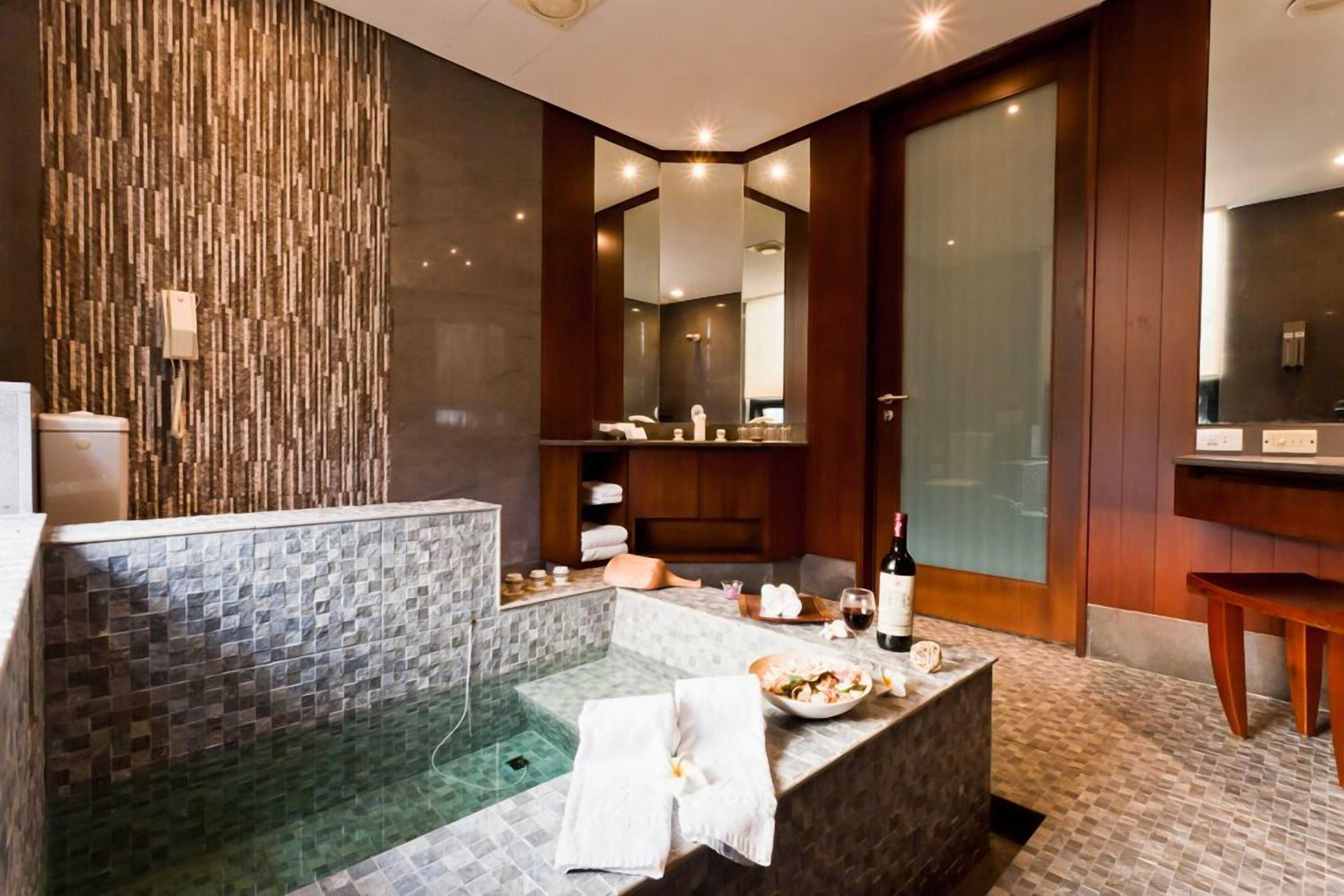 Gift card for The Loft Seaside Suites