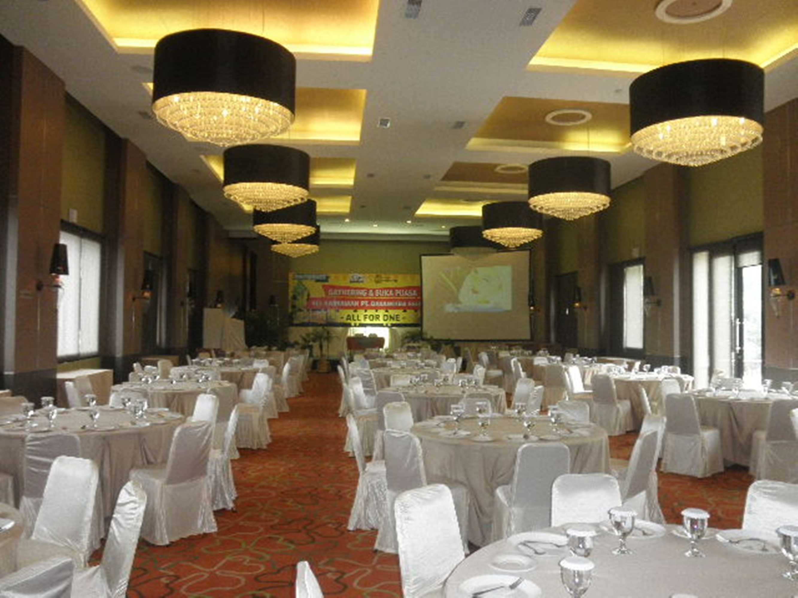 Gift card for The Oxalis Regency Hotel Magelang Gift card for The Oxalis Regency Hotel Magelang