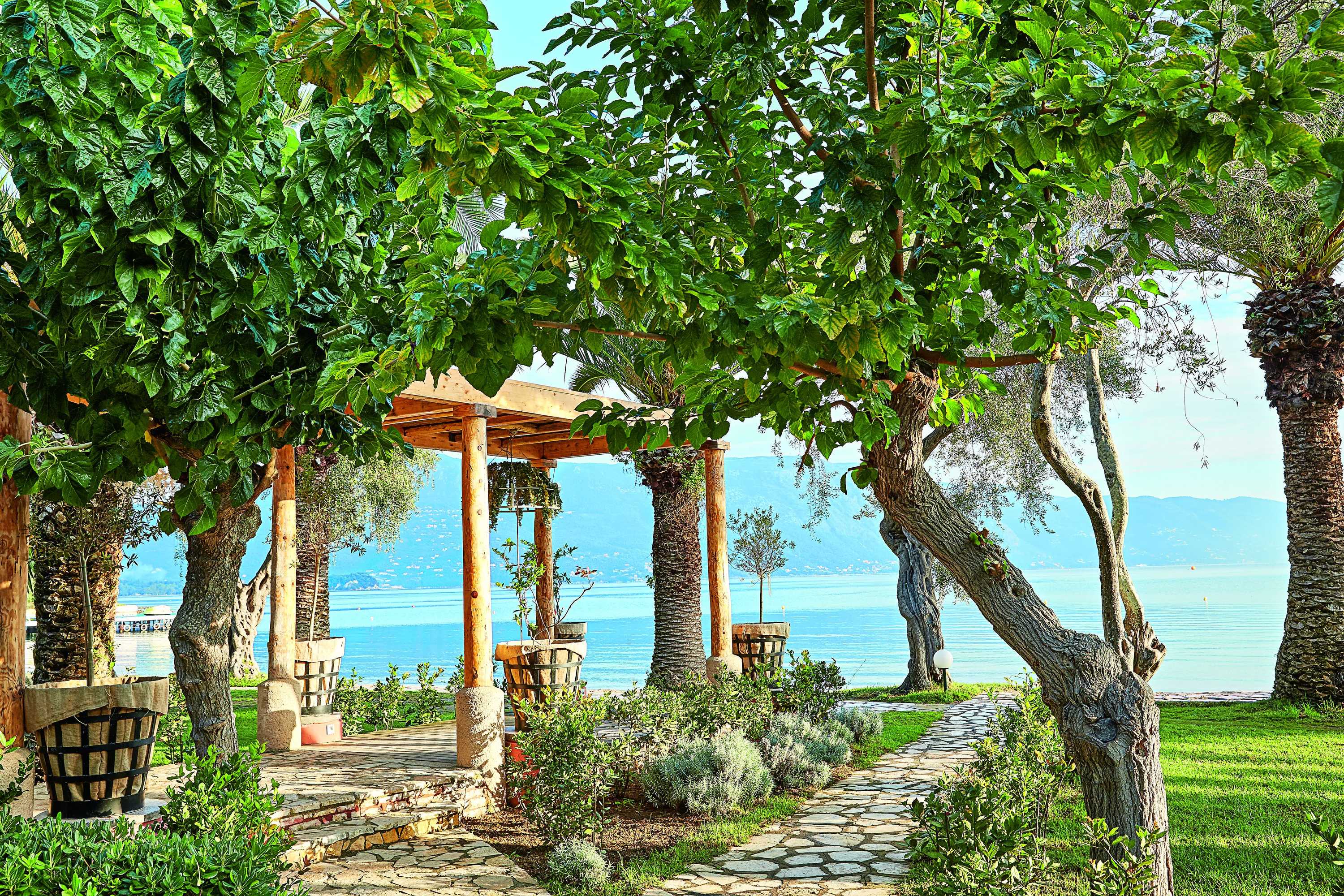 Gift card for Grecotel Luxme Daphnila Bay Gift card for Grecotel Luxme Daphnila Bay