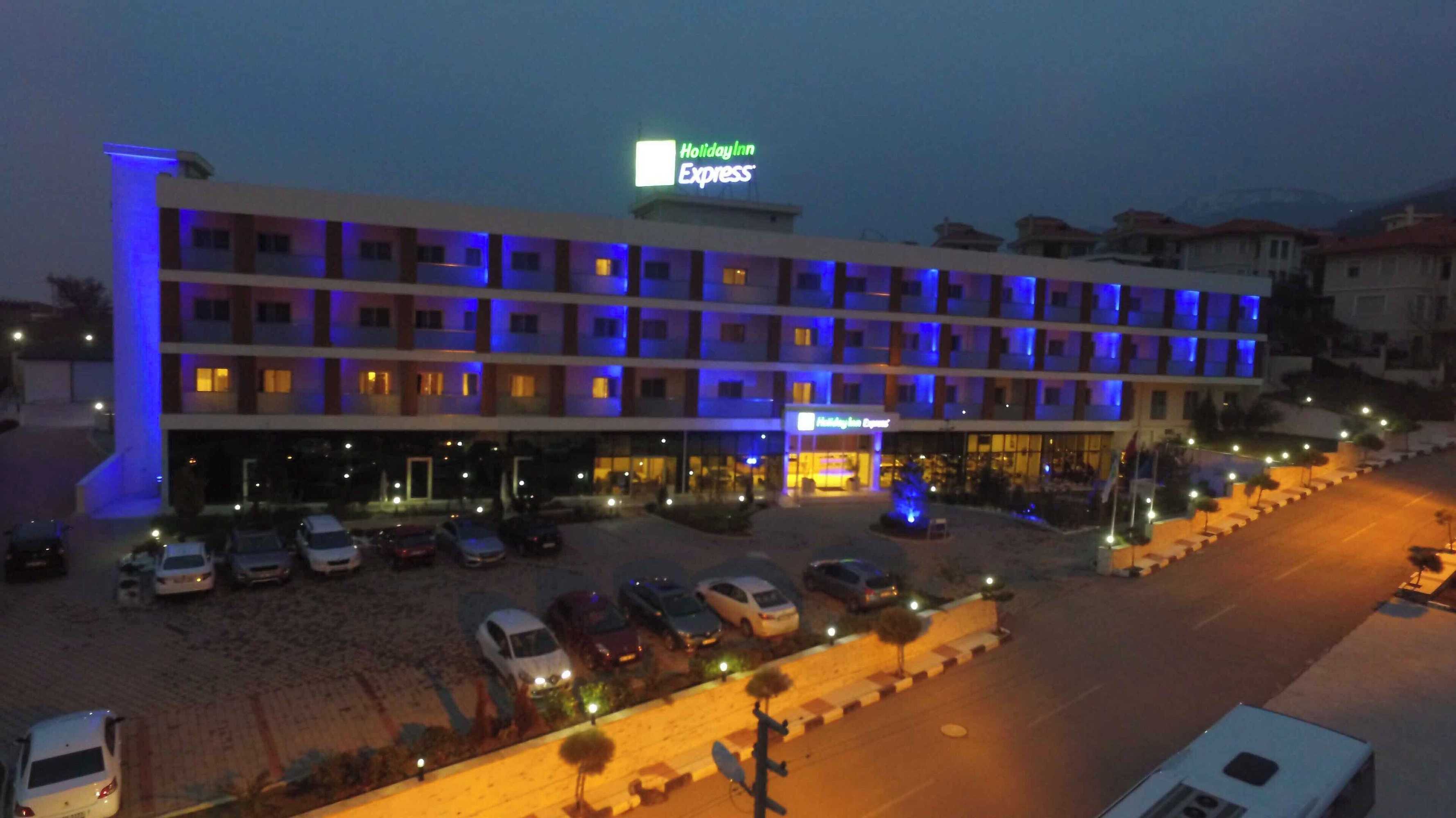 Gift card for Holiday Inn Express Manisa - West by Ihg Gift card for Holiday Inn Express Manisa - West by Ihg