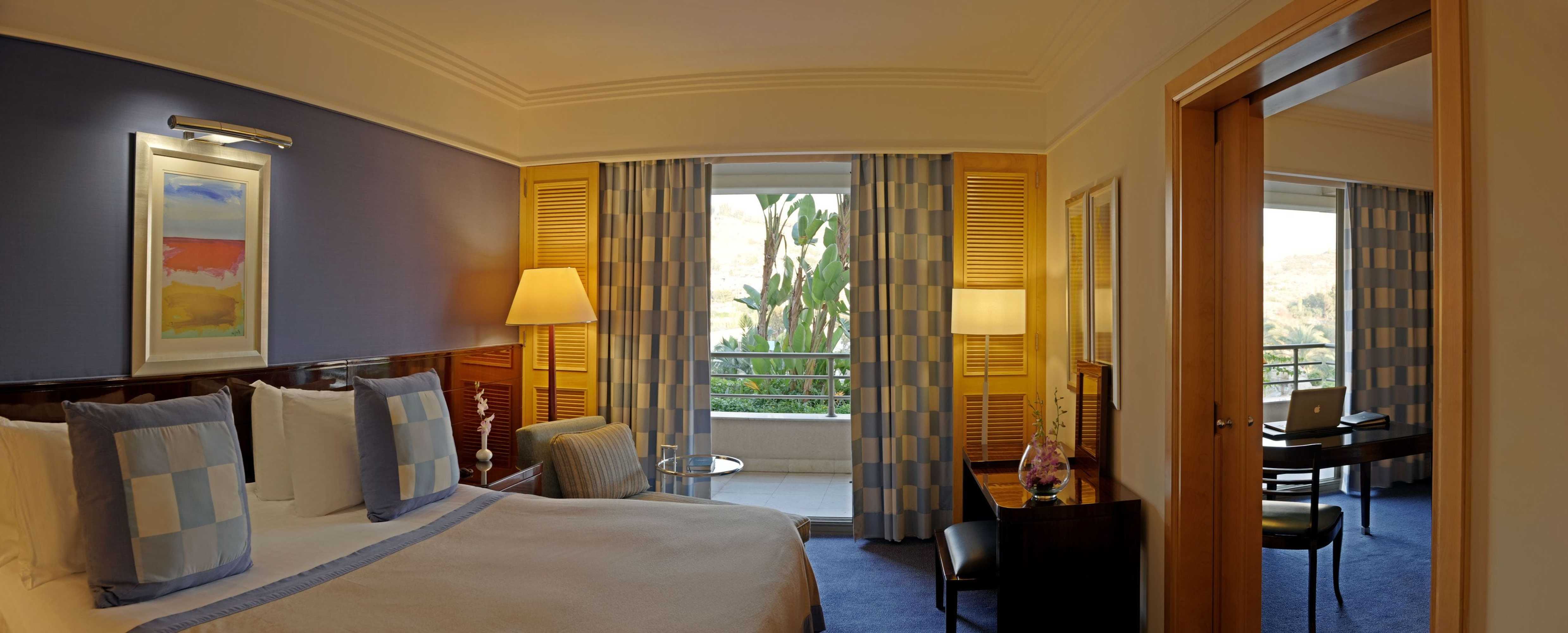Gift card for Le Royal Hotel - Beirut Gift card for Le Royal Hotel - Beirut