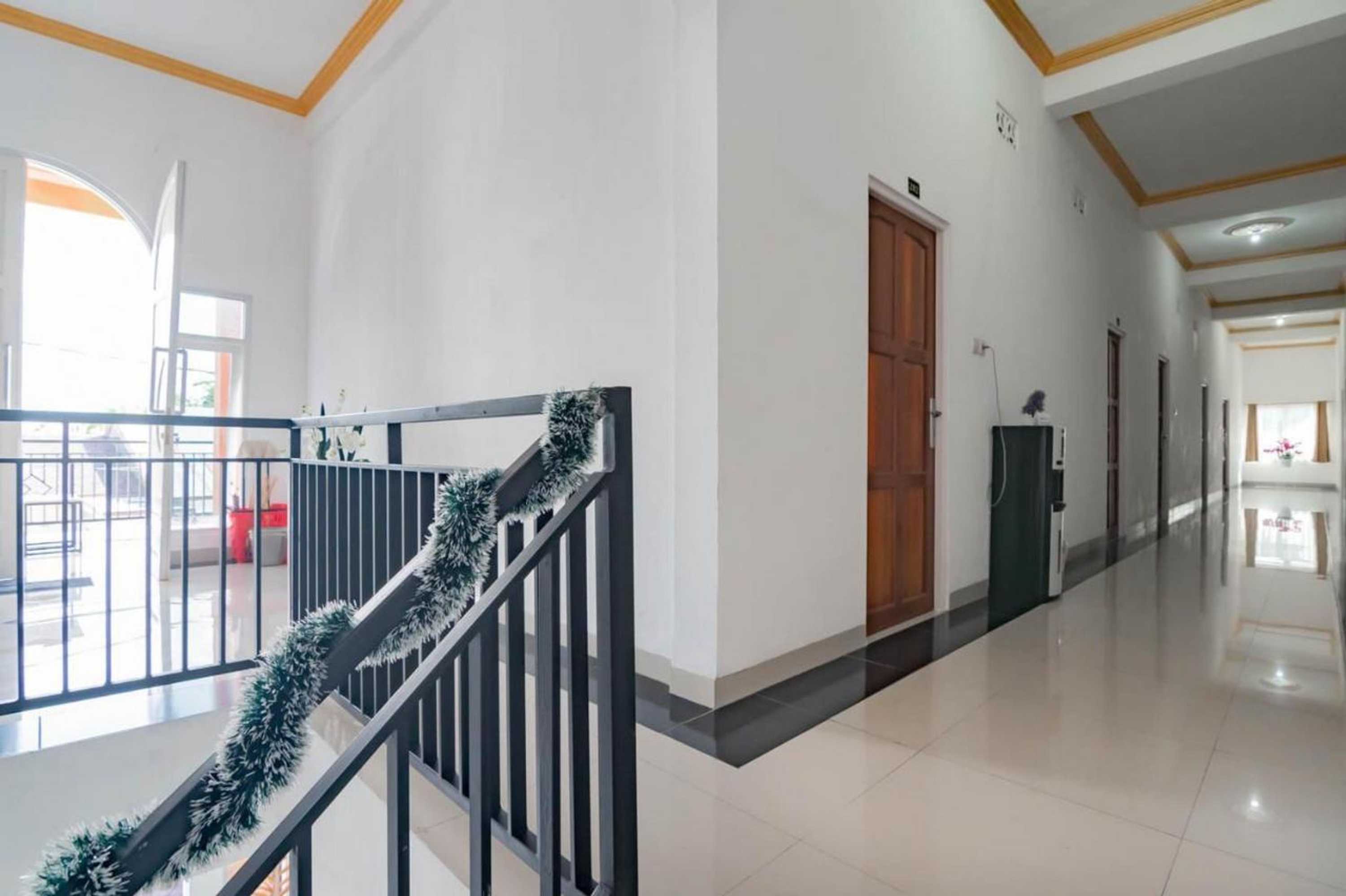 Gift card for Urbanview Hotel Bundaran Besar Palangkaraya by Reddoorz Gift card for Urbanview Hotel Bundaran Besar Palangkaraya by Reddoorz