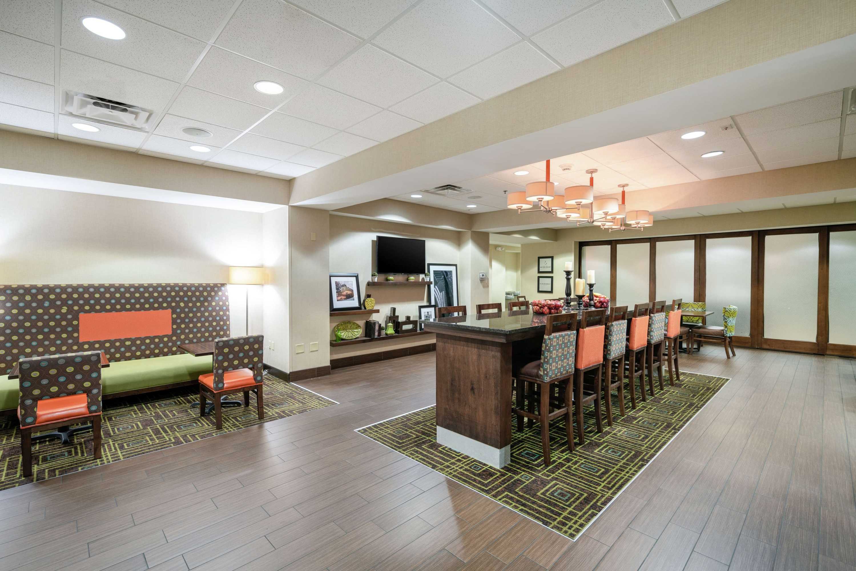Gift card for Hampton Inn Huntington University Area Gift card for Hampton Inn Huntington University Area