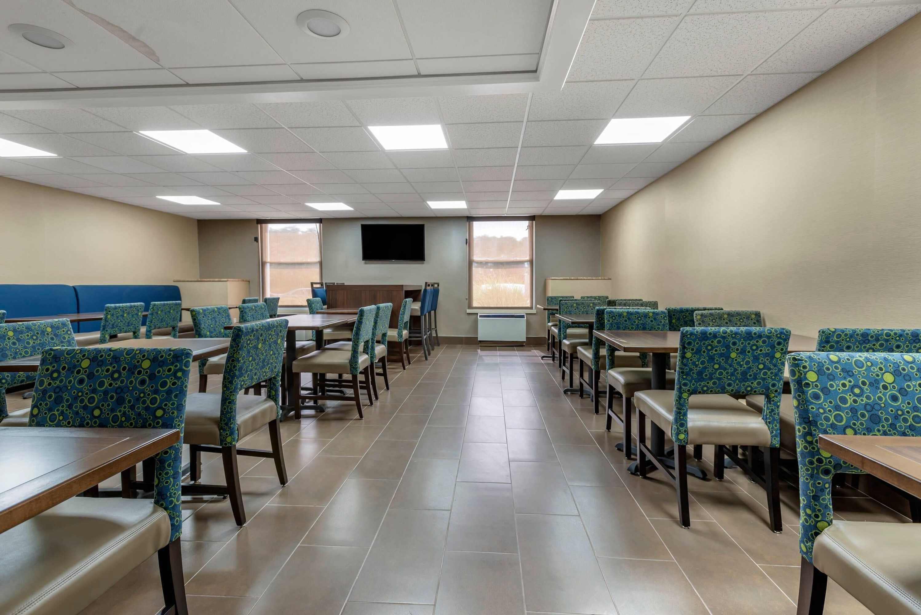 Gift card for Comfort Inn & Suites Glen Mills - West Chester