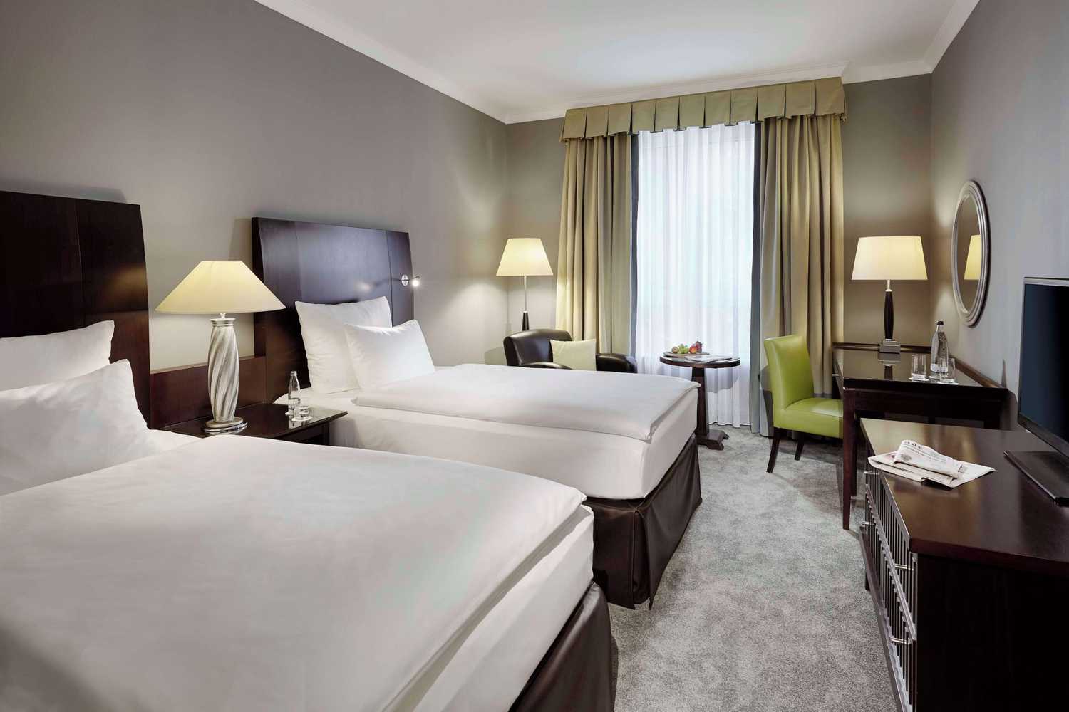 Gift card for Lindner Hotel Cologne City Plaza, Part of Jdv by Hyatt Gift card for Lindner Hotel Cologne City Plaza, Part of Jdv by Hyatt
