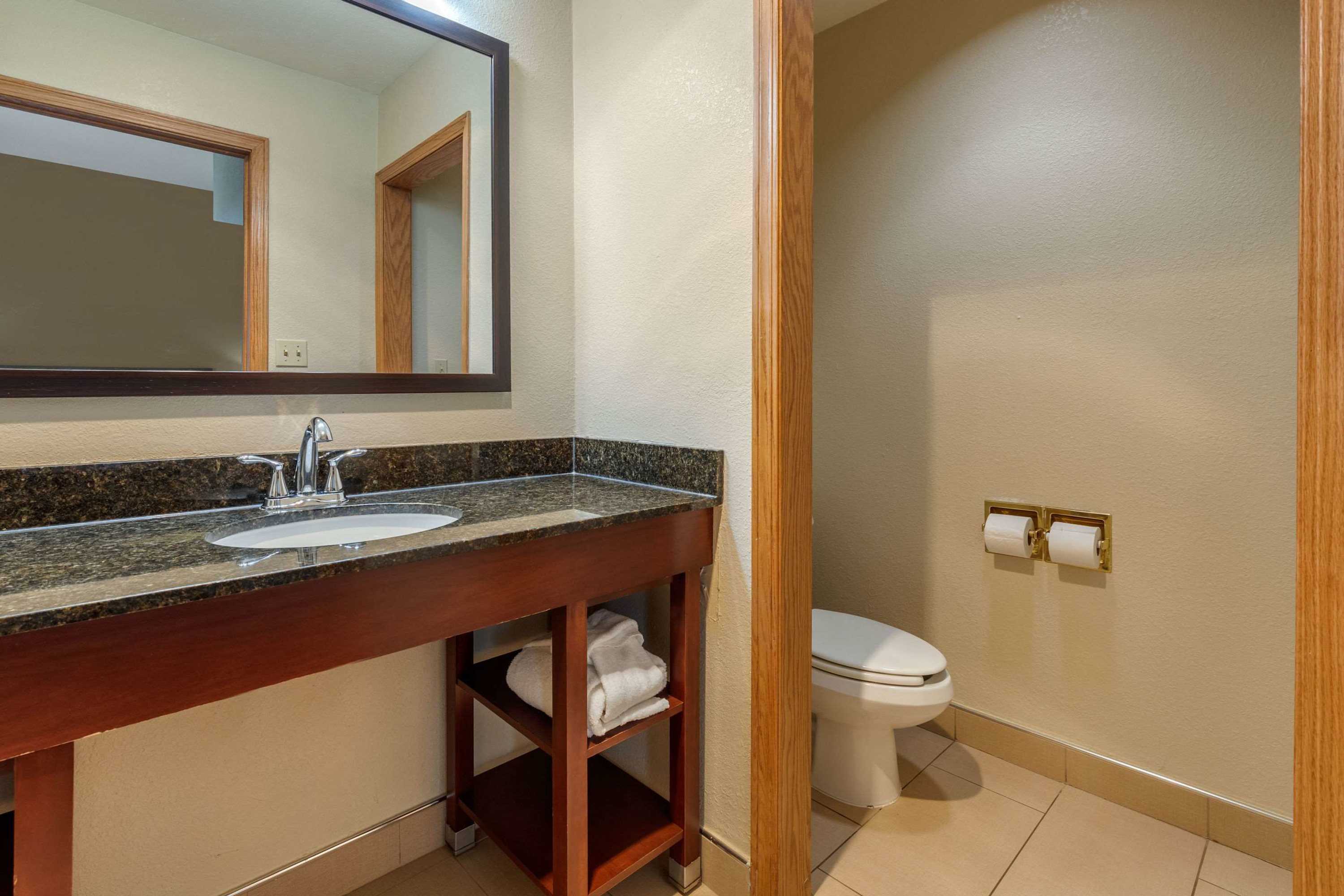 Gift card for Comfort Inn & Suites Kenosha-Pleasant Prairie