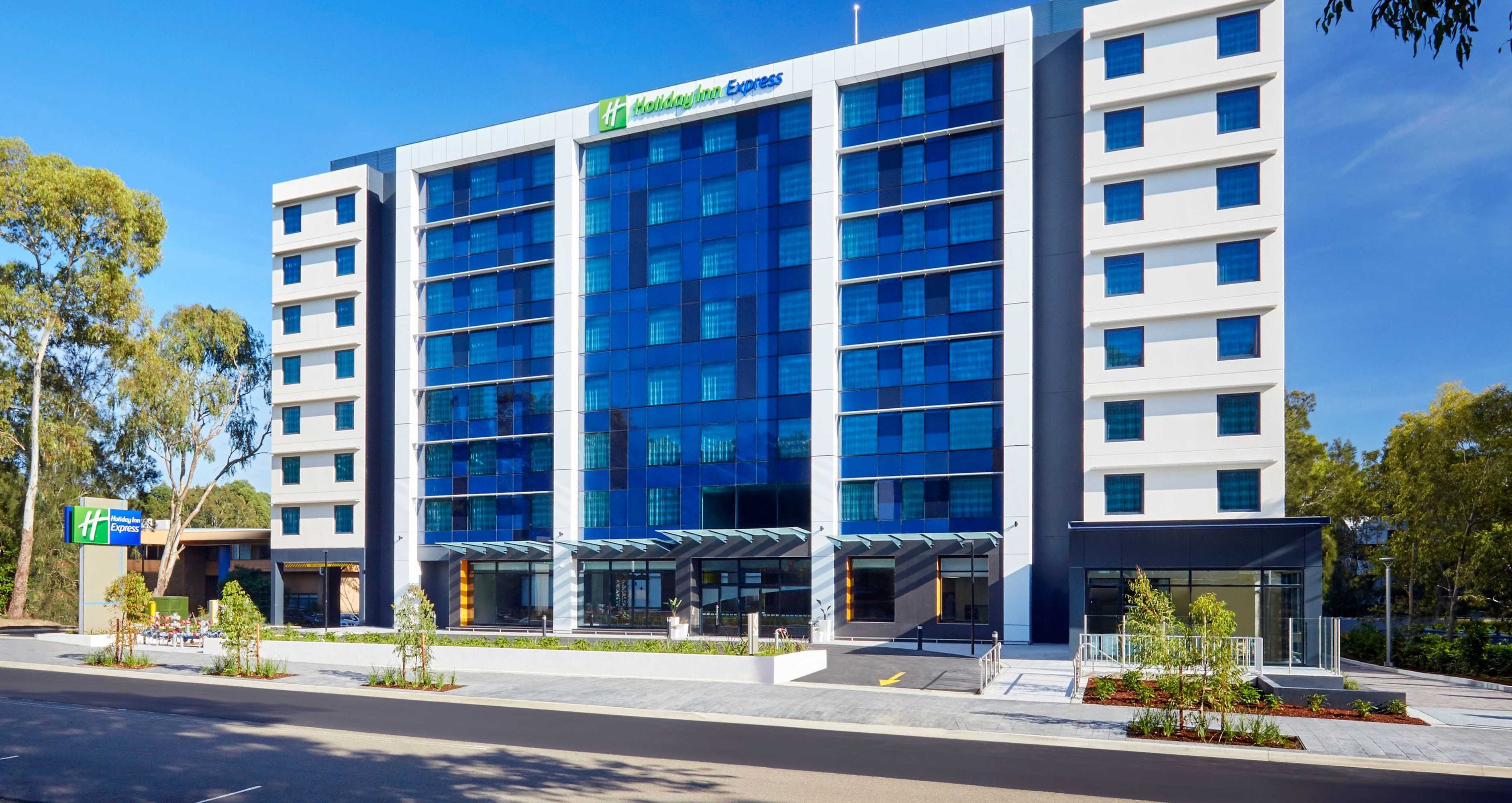 Gift card for Holiday Inn Express Sydney Macquarie Park by Ihg Gift card for Holiday Inn Express Sydney Macquarie Park by Ihg
