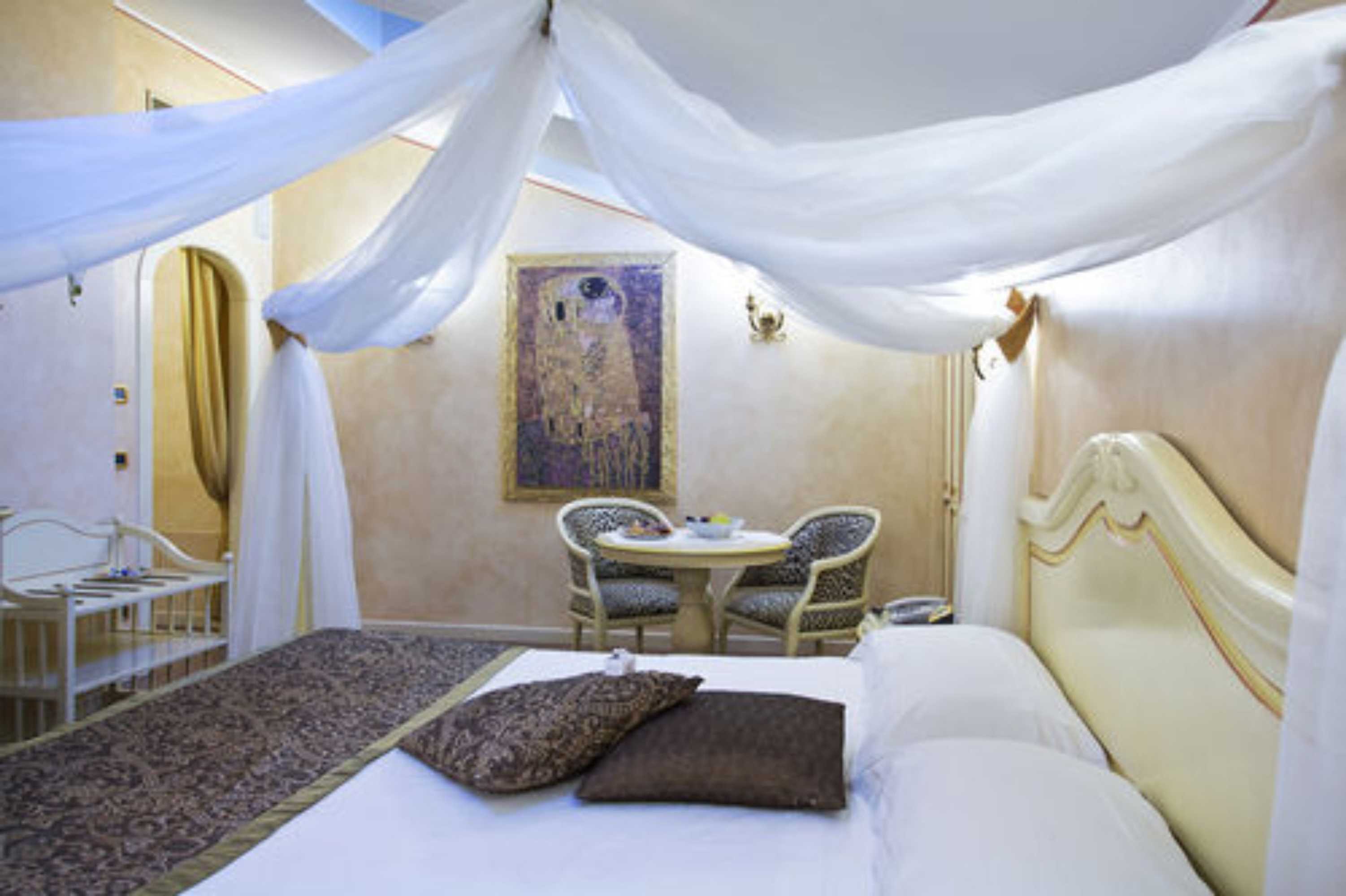 Gift card for Vip's Motel Luxury Accommodation & Spa Gift card for Vip's Motel Luxury Accommodation & Spa