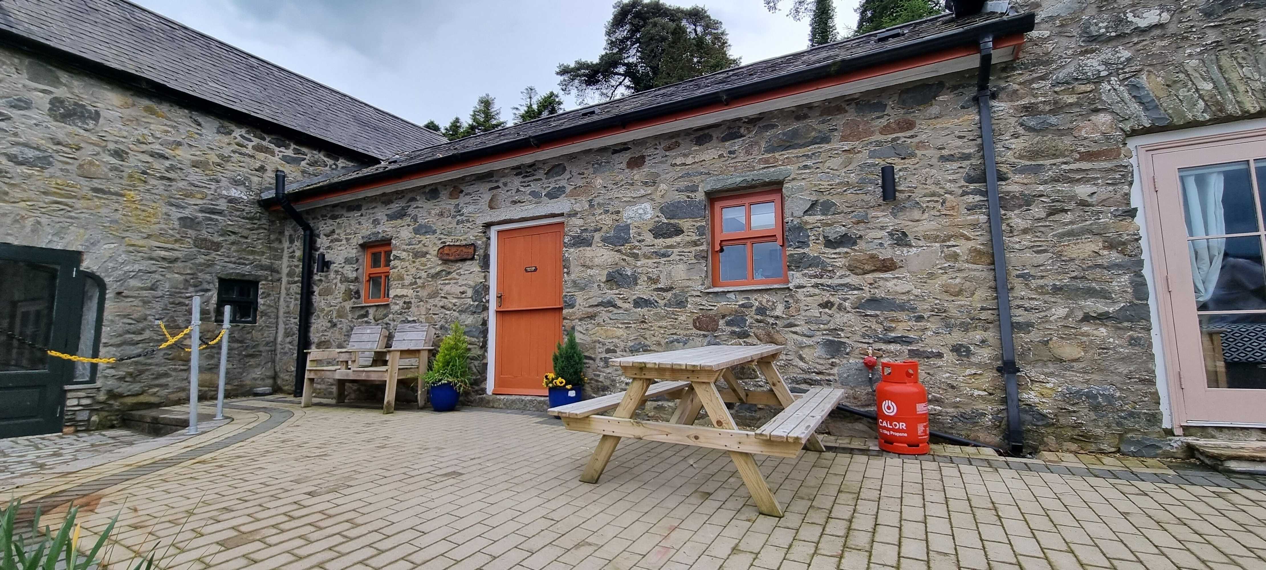 Gift card for The Musical Ceol Cottage 1-Bedroom - Sleeps Four Gift card for The Musical Ceol Cottage 1-Bedroom - Sleeps Four