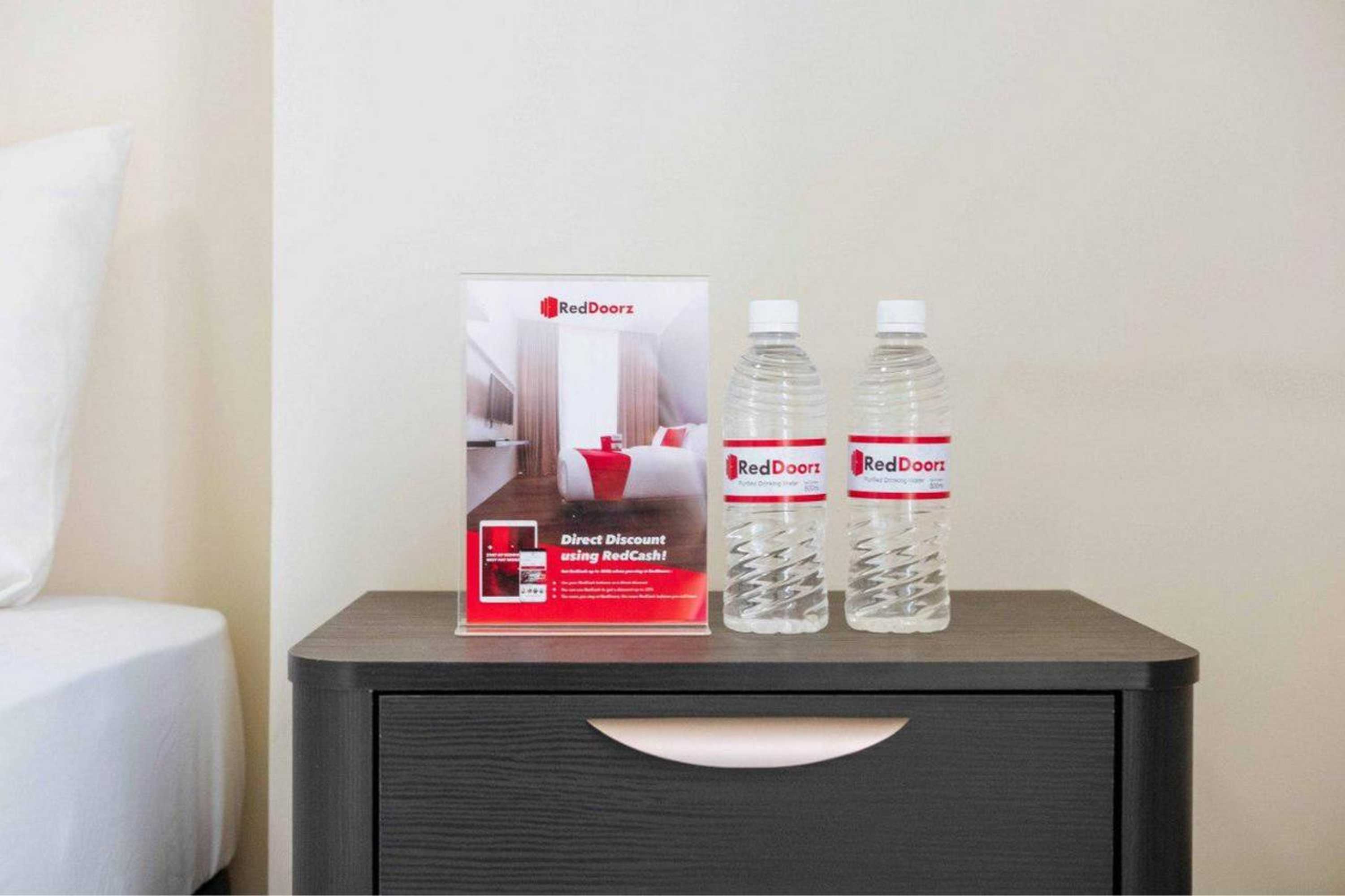 Gift card for Reddoorz @ Simpang Pos Medan Gift card for Reddoorz @ Simpang Pos Medan