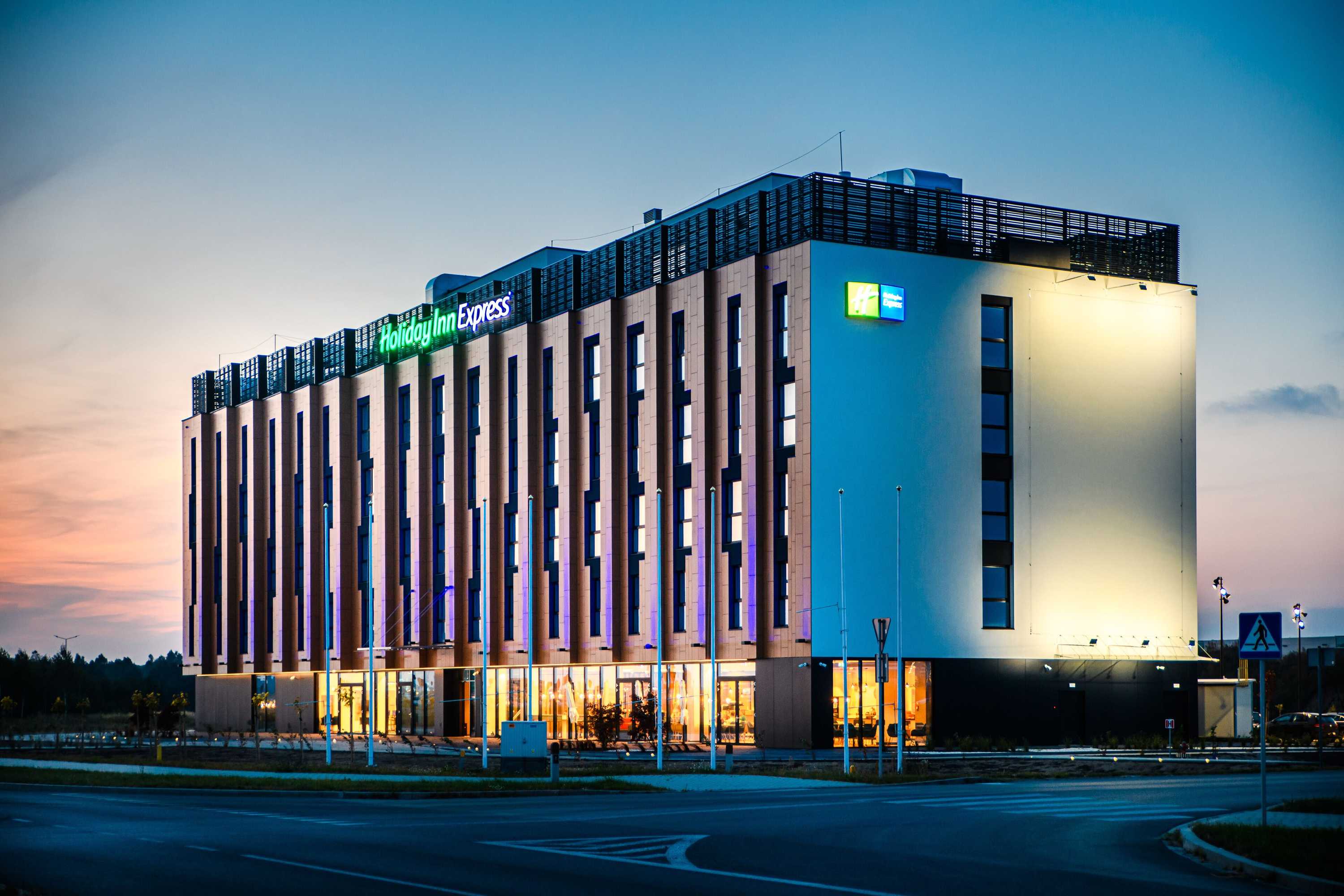 Gift card for Holiday Inn Express Rzeszow Airport by Ihg Gift card for Holiday Inn Express Rzeszow Airport by Ihg