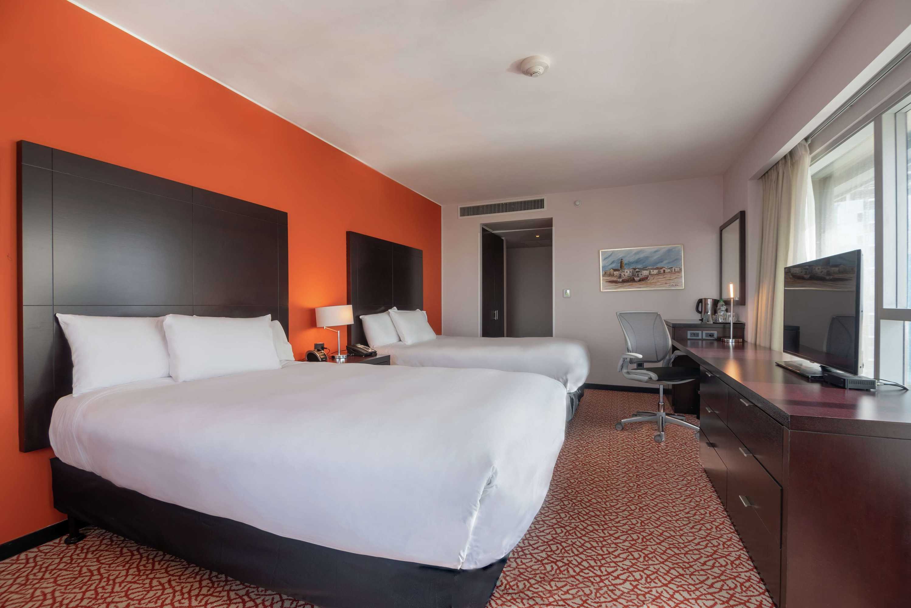 Gift card for Hilton Garden Inn Montevideo Gift card for Hilton Garden Inn Montevideo