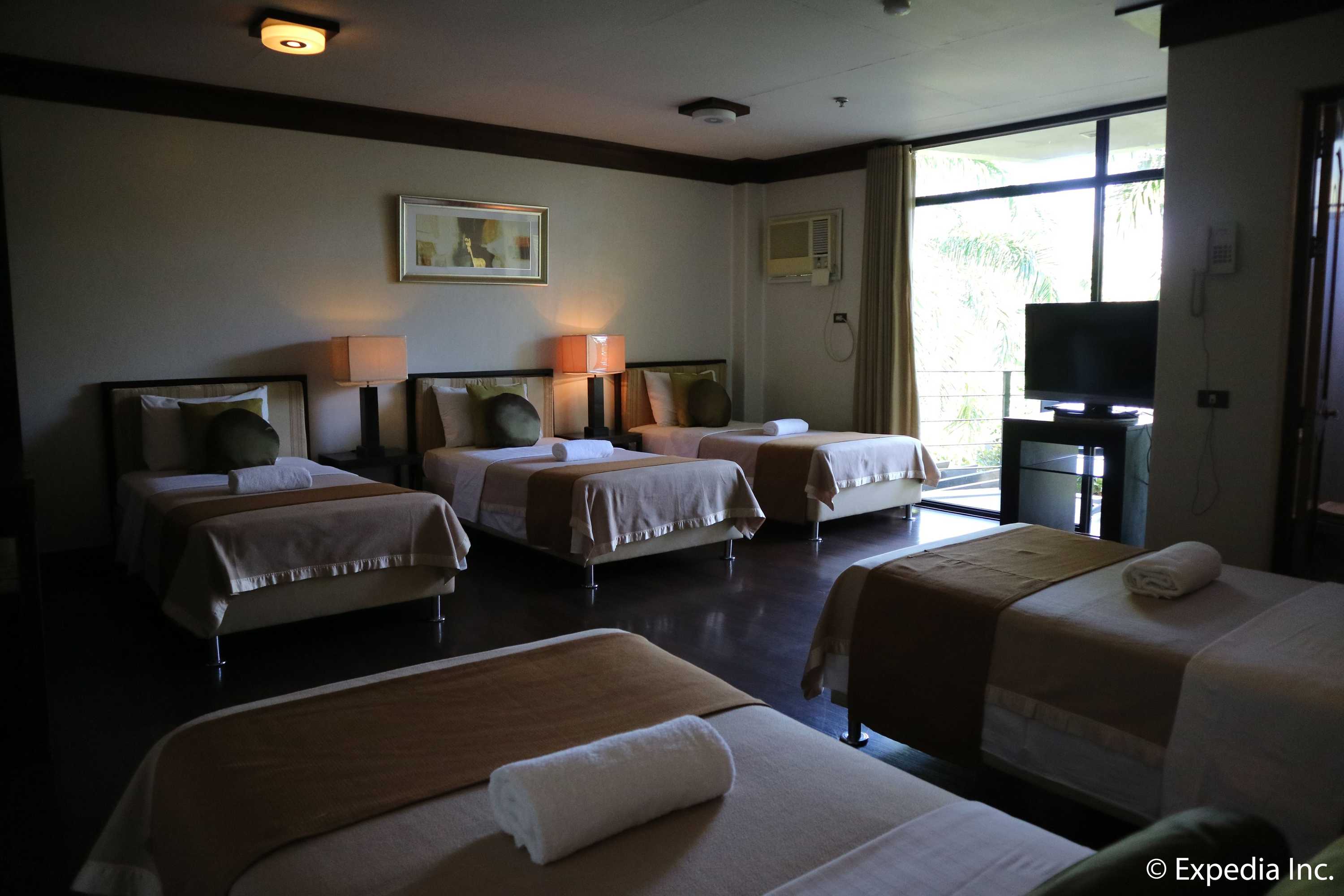 Gift card for Splash Suites Hotel Laguna Gift card for Splash Suites Hotel Laguna