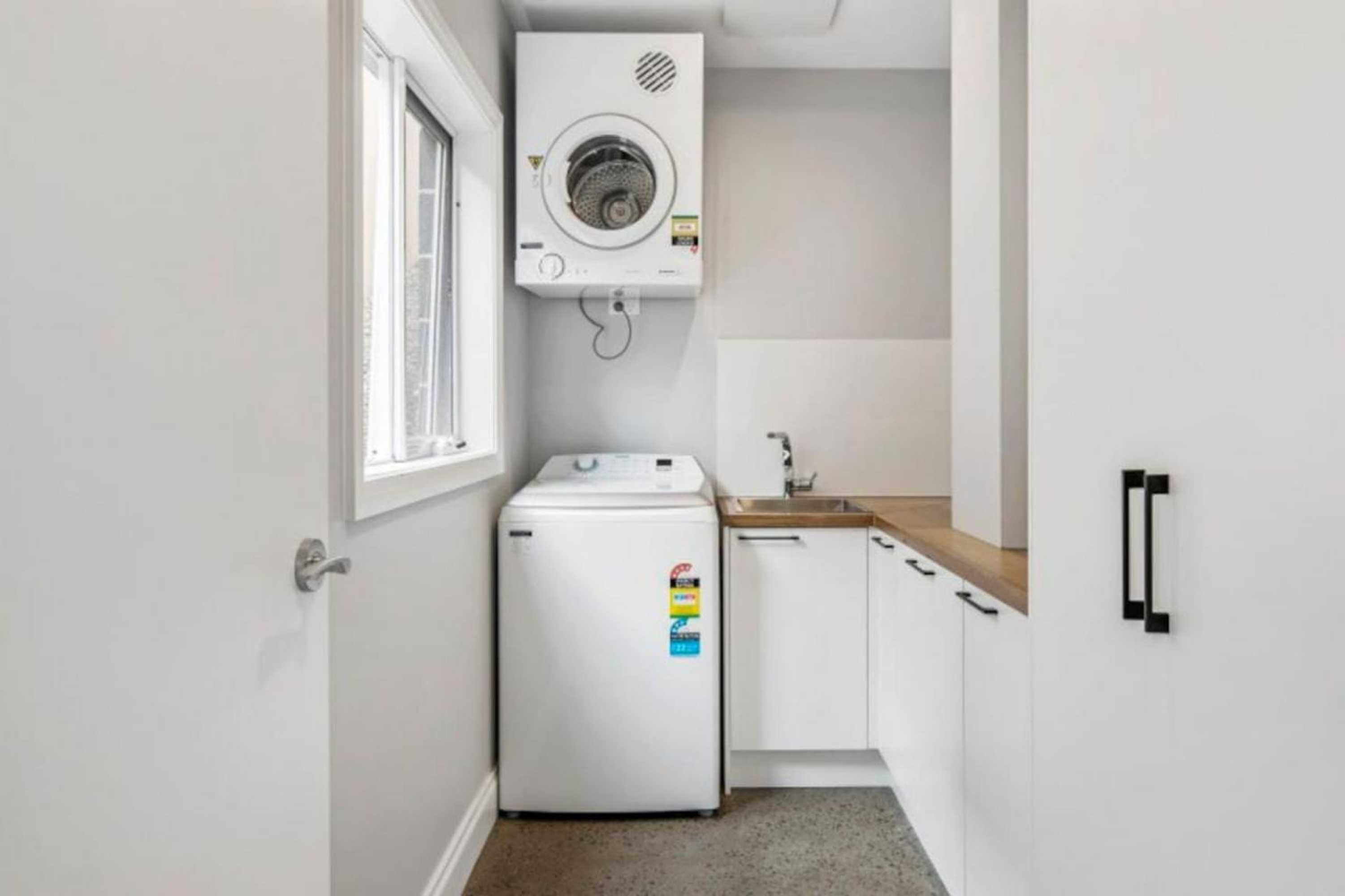 Gift card for Hale Kupa Rye Beach House Spa Table Tennis