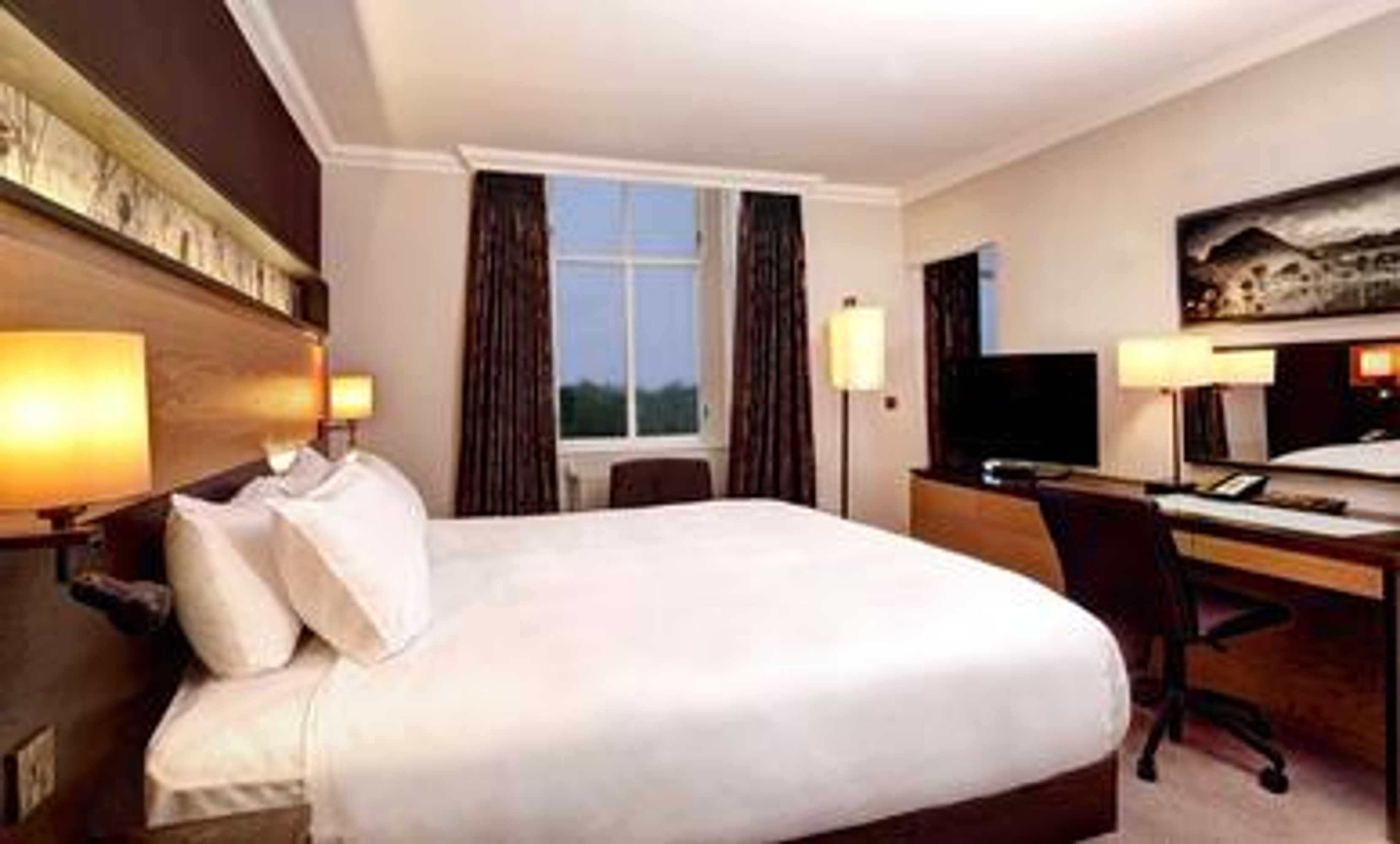 Gift card for Doubletree by Hilton Dunblane Hydro Gift card for Doubletree by Hilton Dunblane Hydro
