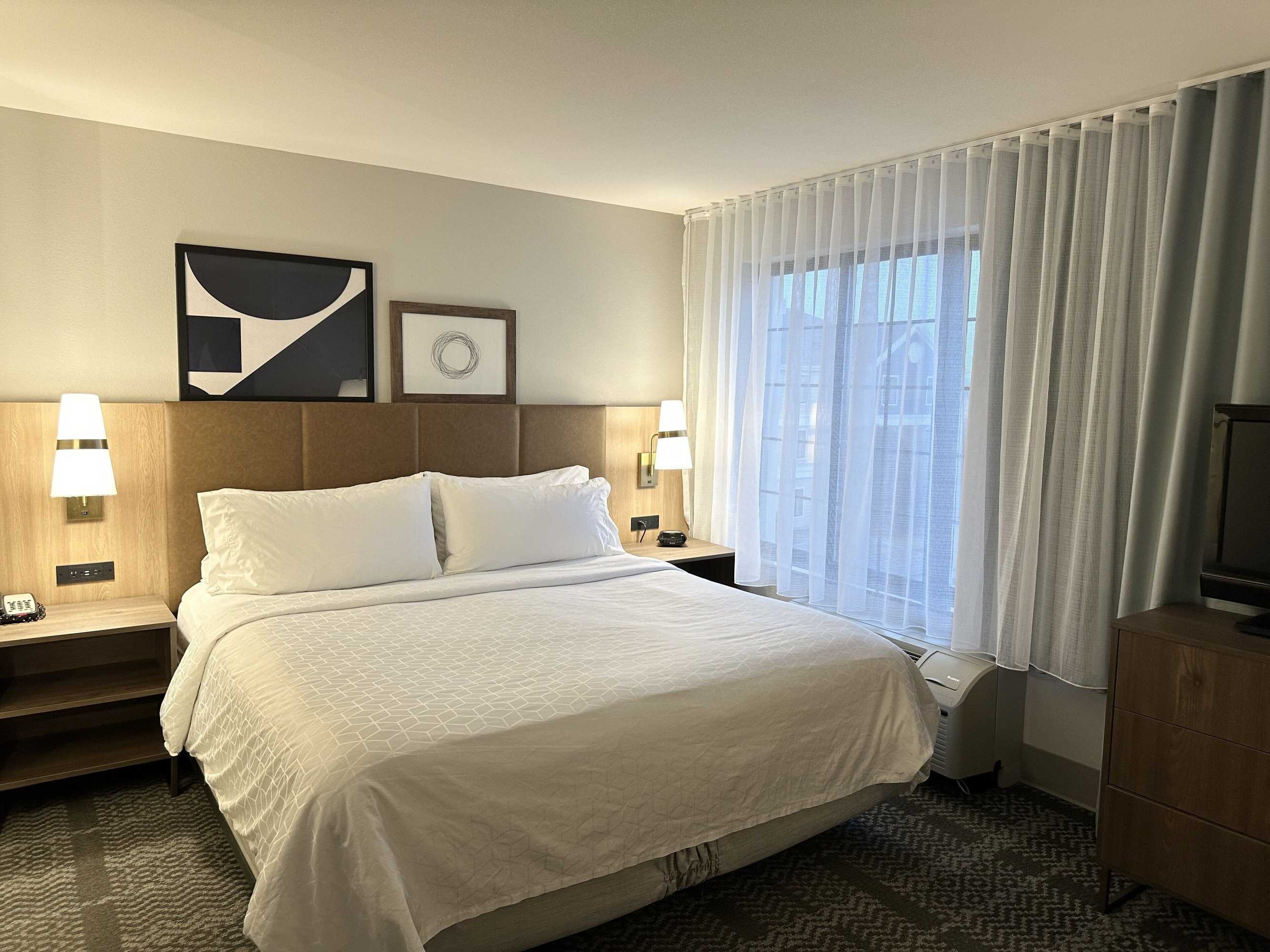 Gift card for Staybridge Suites Milwaukee West-Oconomowoc by Ihg Gift card for Staybridge Suites Milwaukee West-Oconomowoc by Ihg