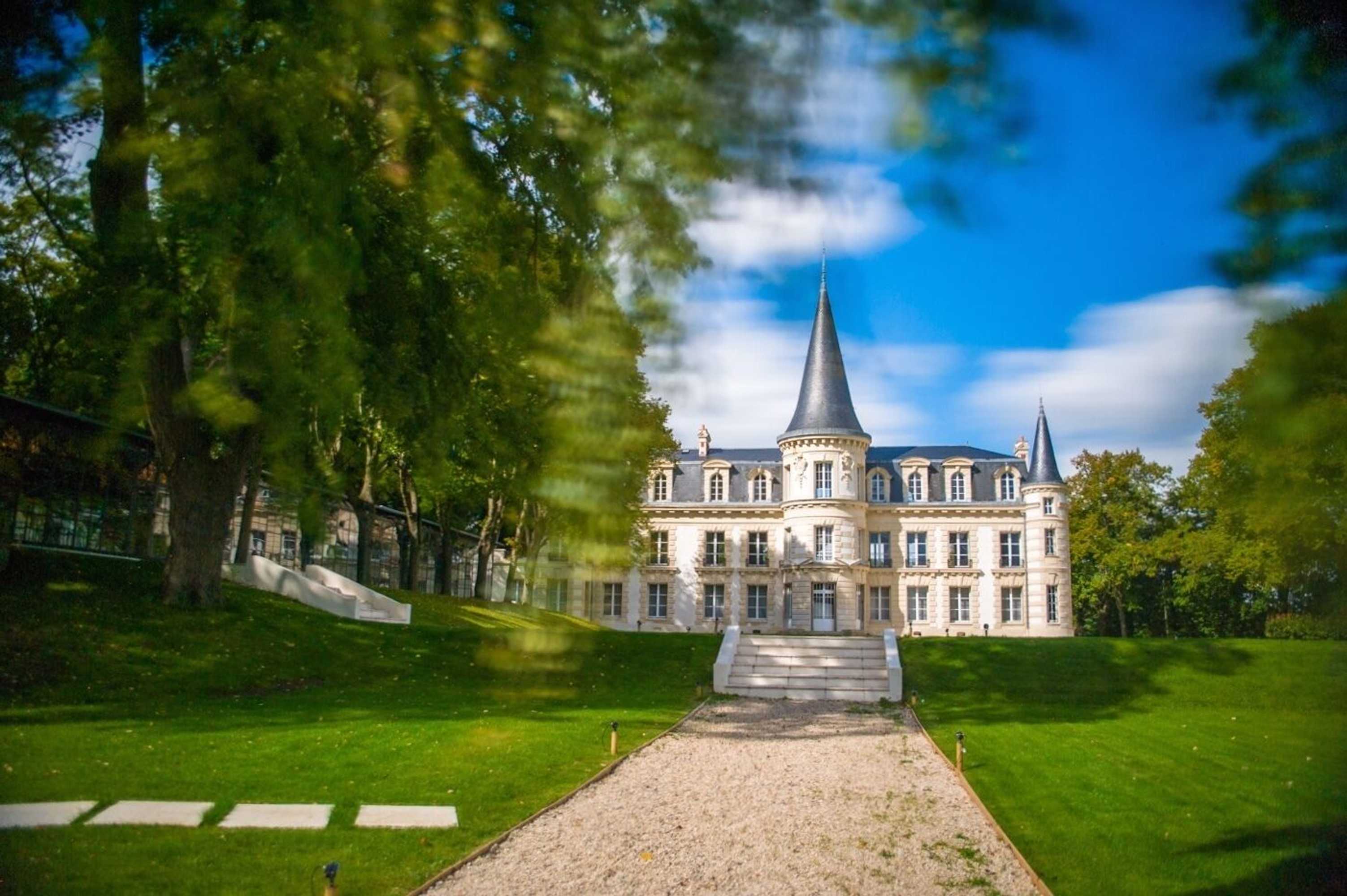 Gift card for Le Château D'hardricourt Gift card for Le Château D'hardricourt