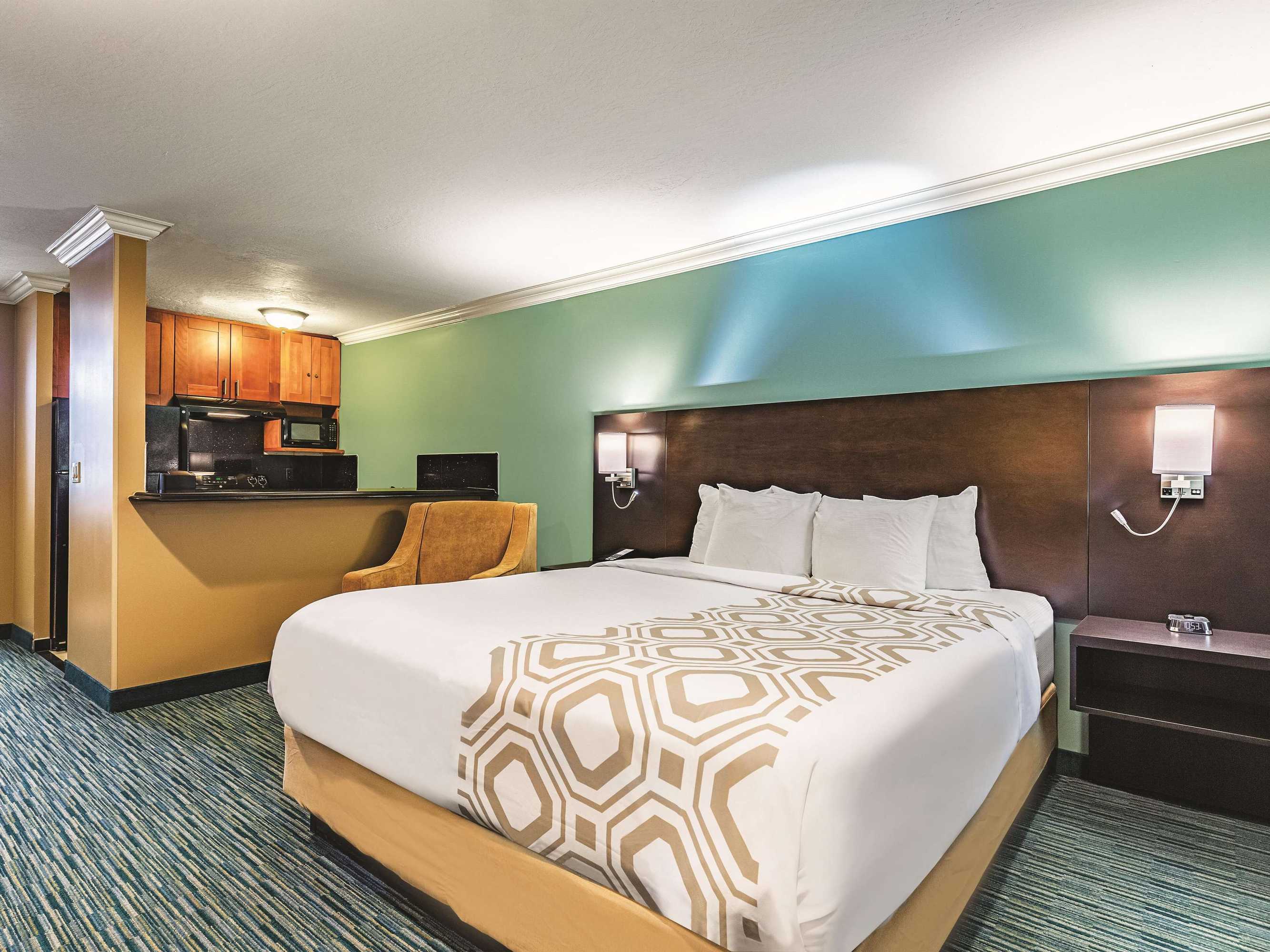 Gift card for La Quinta Inn & Suites by Wyndham San Francisco Airport West Gift card for La Quinta Inn & Suites by Wyndham San Francisco Airport West