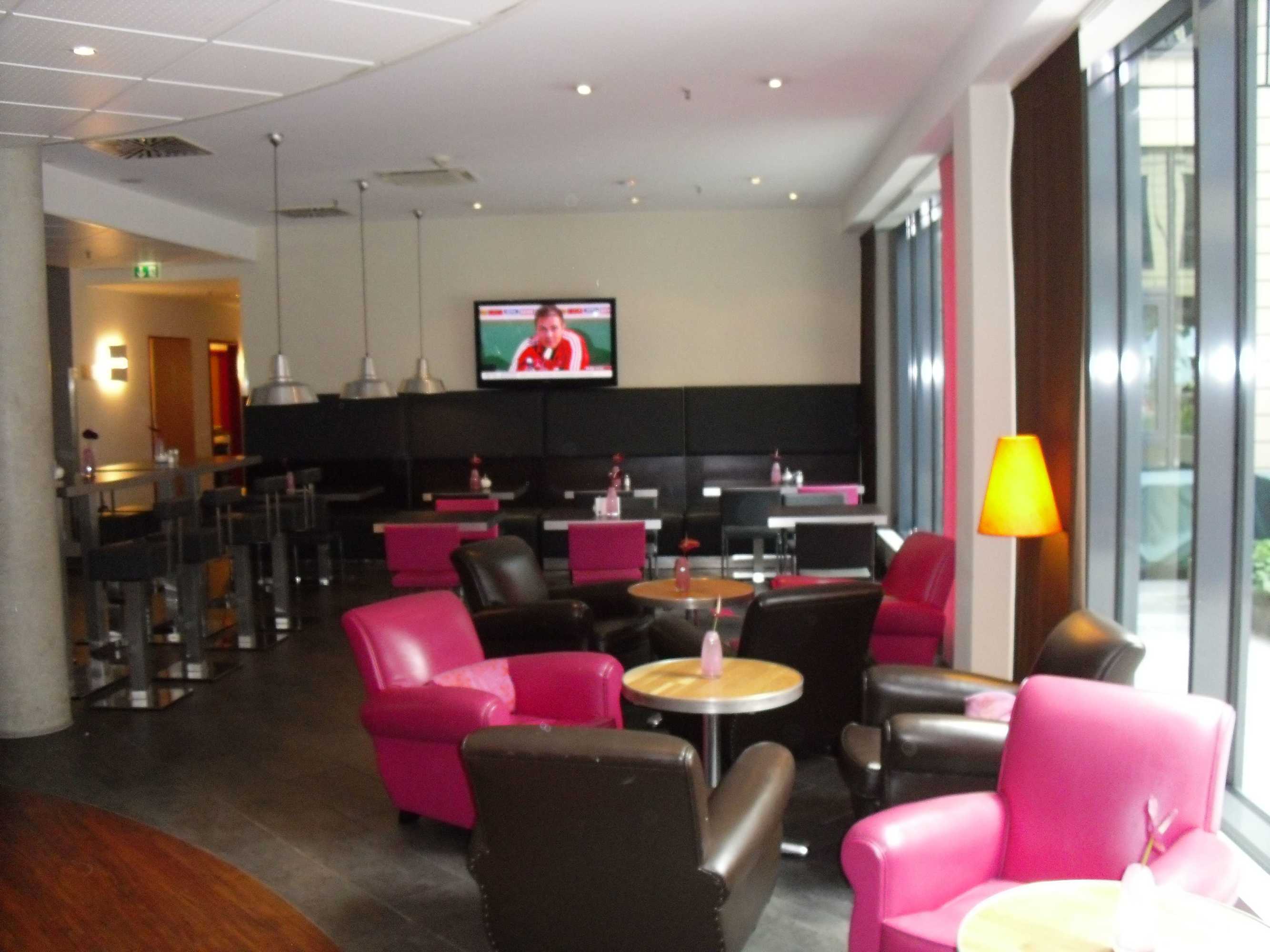 Gift card for Novotel Suites München Parkstadt Schwabing Gift card for Novotel Suites München Parkstadt Schwabing