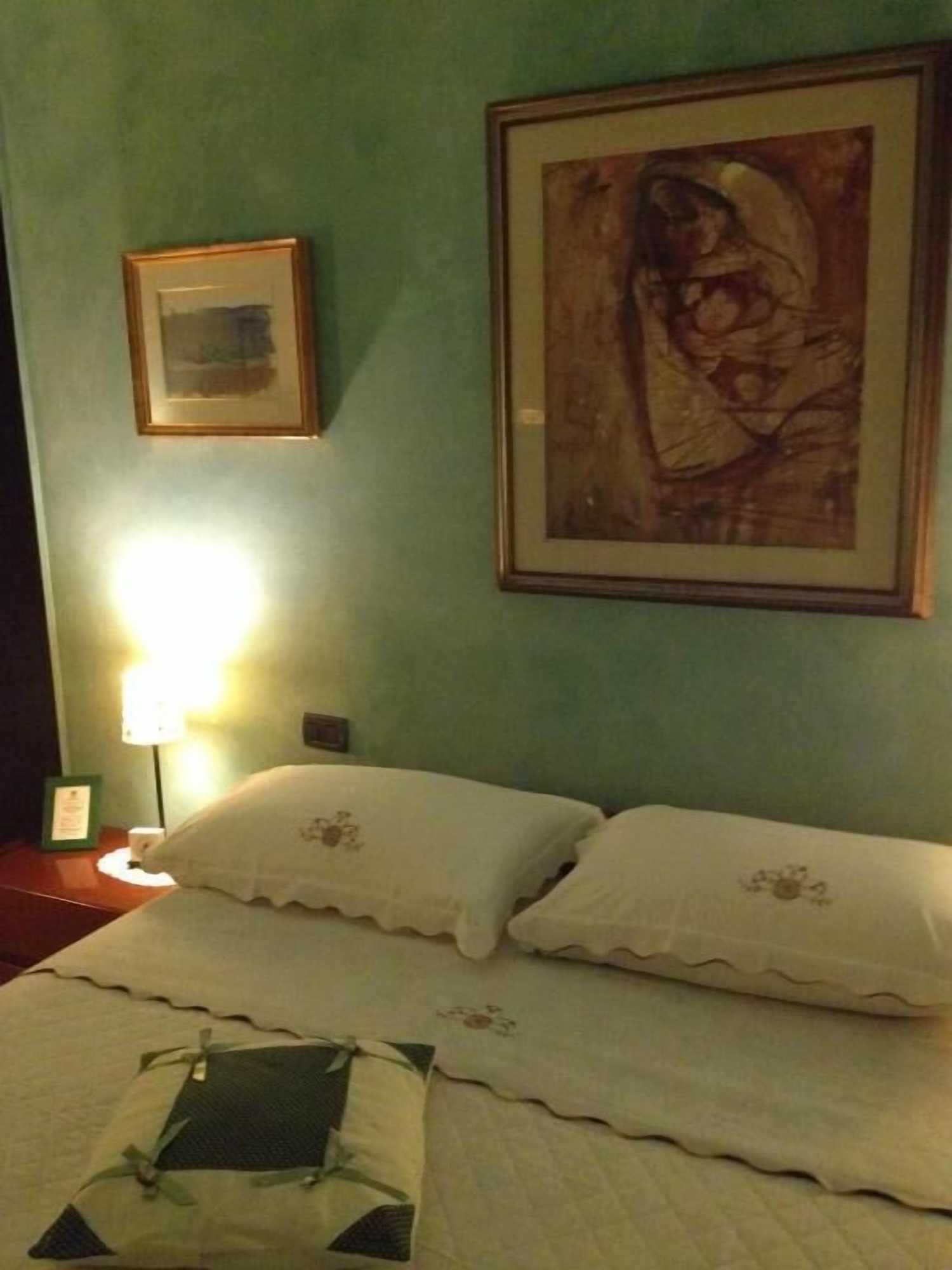 Gift card for Bed & Breakfast La Casa Delle Rondini Gift card for Bed & Breakfast La Casa Delle Rondini