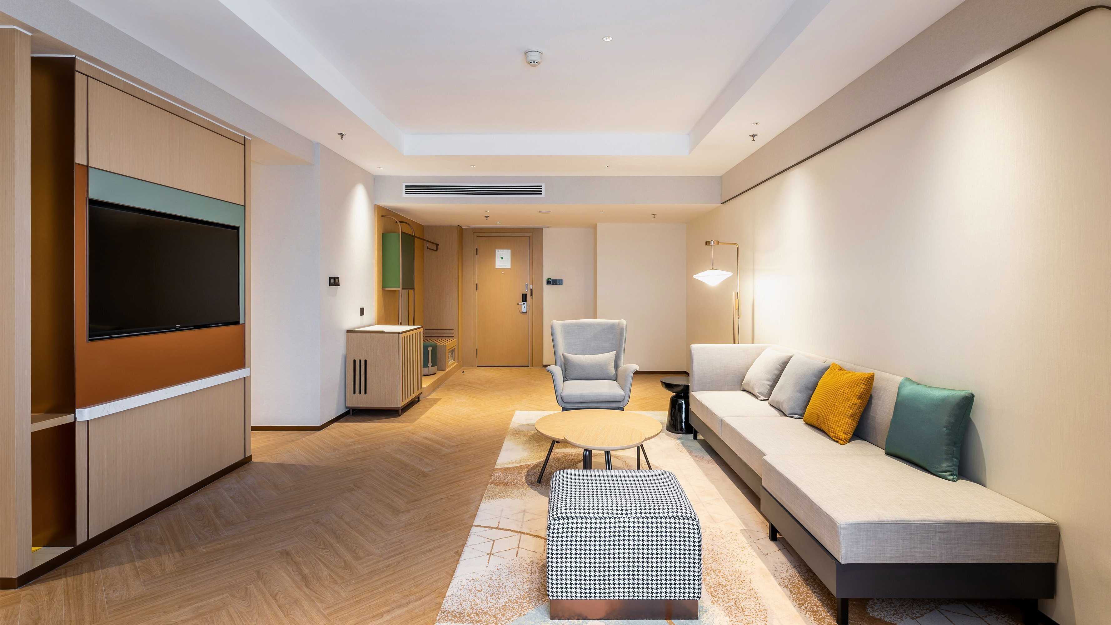 Gift card for Holiday Inn Chongqing Guanyinqiao by Ihg Gift card for Holiday Inn Chongqing Guanyinqiao by Ihg