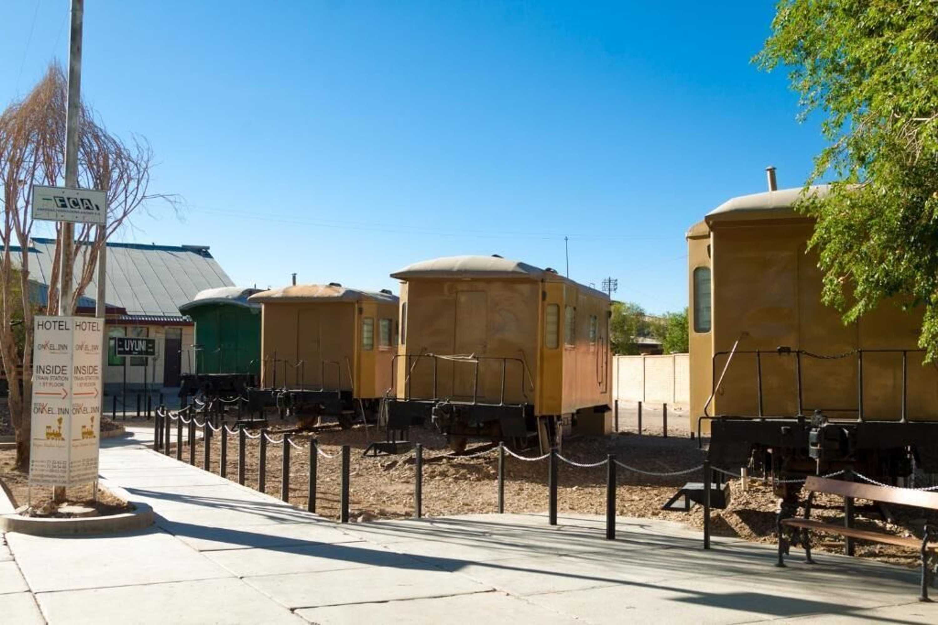 Gift card for Onkel Inn Wagon Sleepbox Uyuni Gift card for Onkel Inn Wagon Sleepbox Uyuni