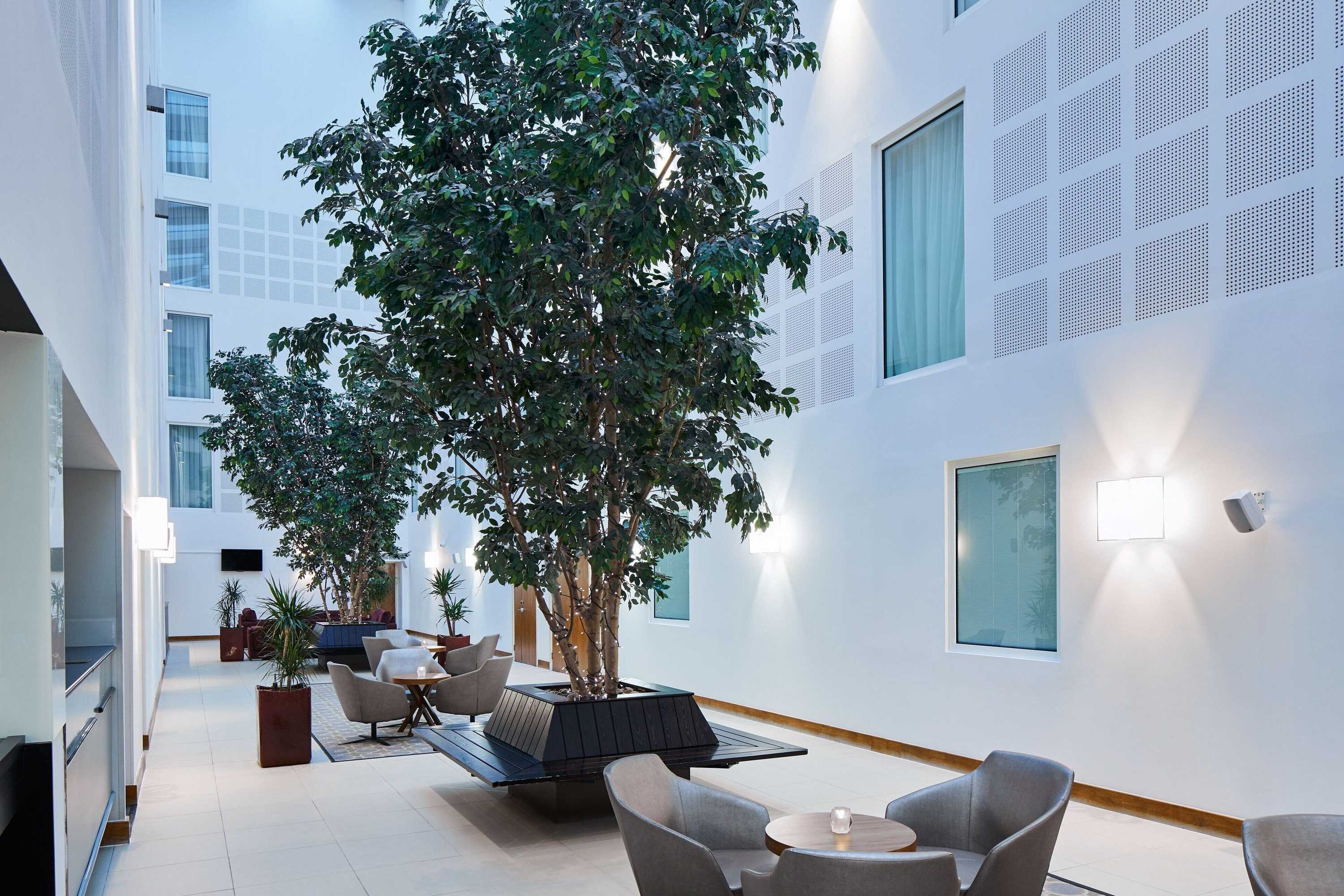 Gift card for Courtyard by Marriott London Gatwick Airport Gift card for Courtyard by Marriott London Gatwick Airport