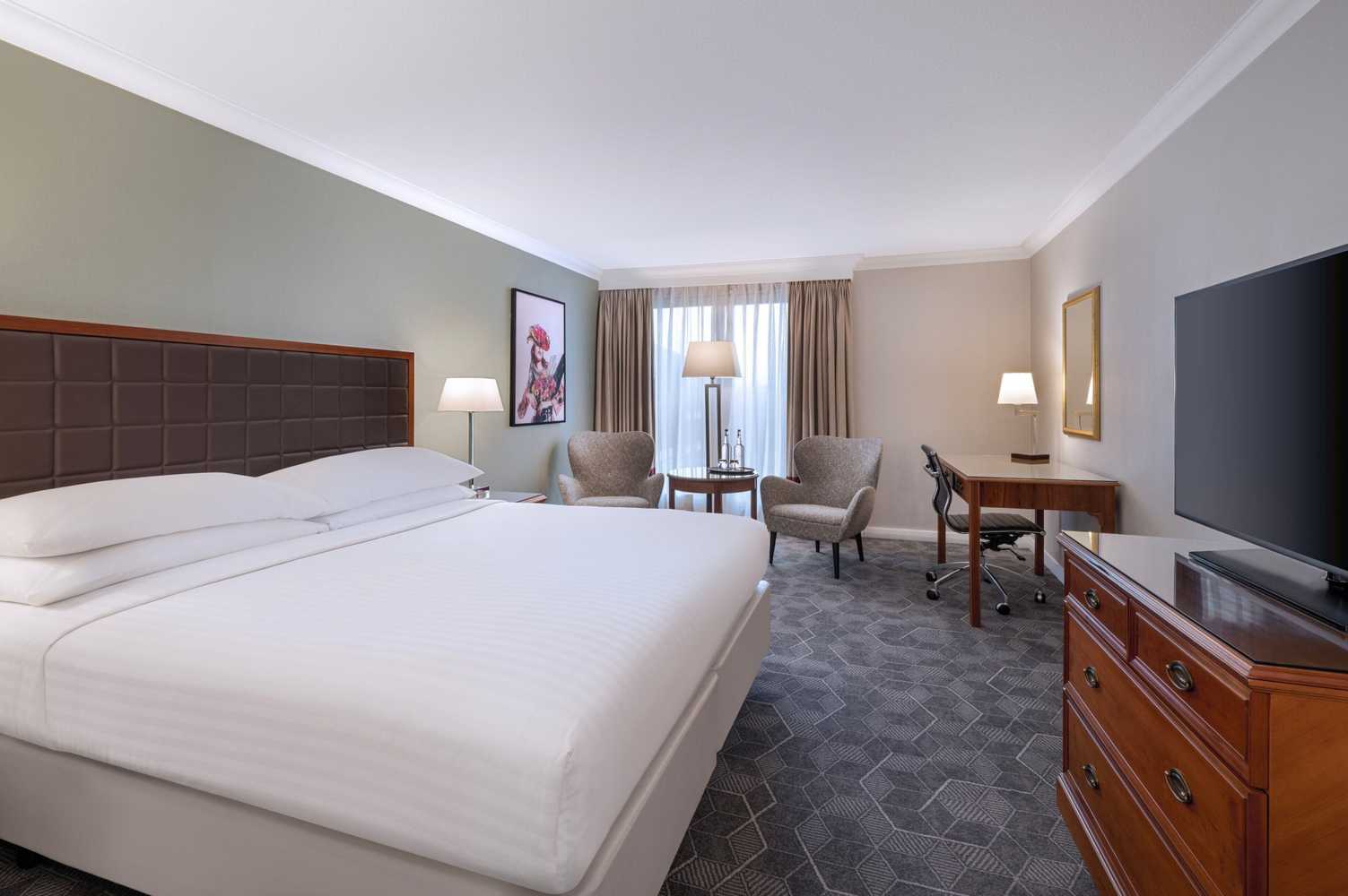 Gift card for Delta Hotels by Marriott Heathrow Windsor Gift card for Delta Hotels by Marriott Heathrow Windsor