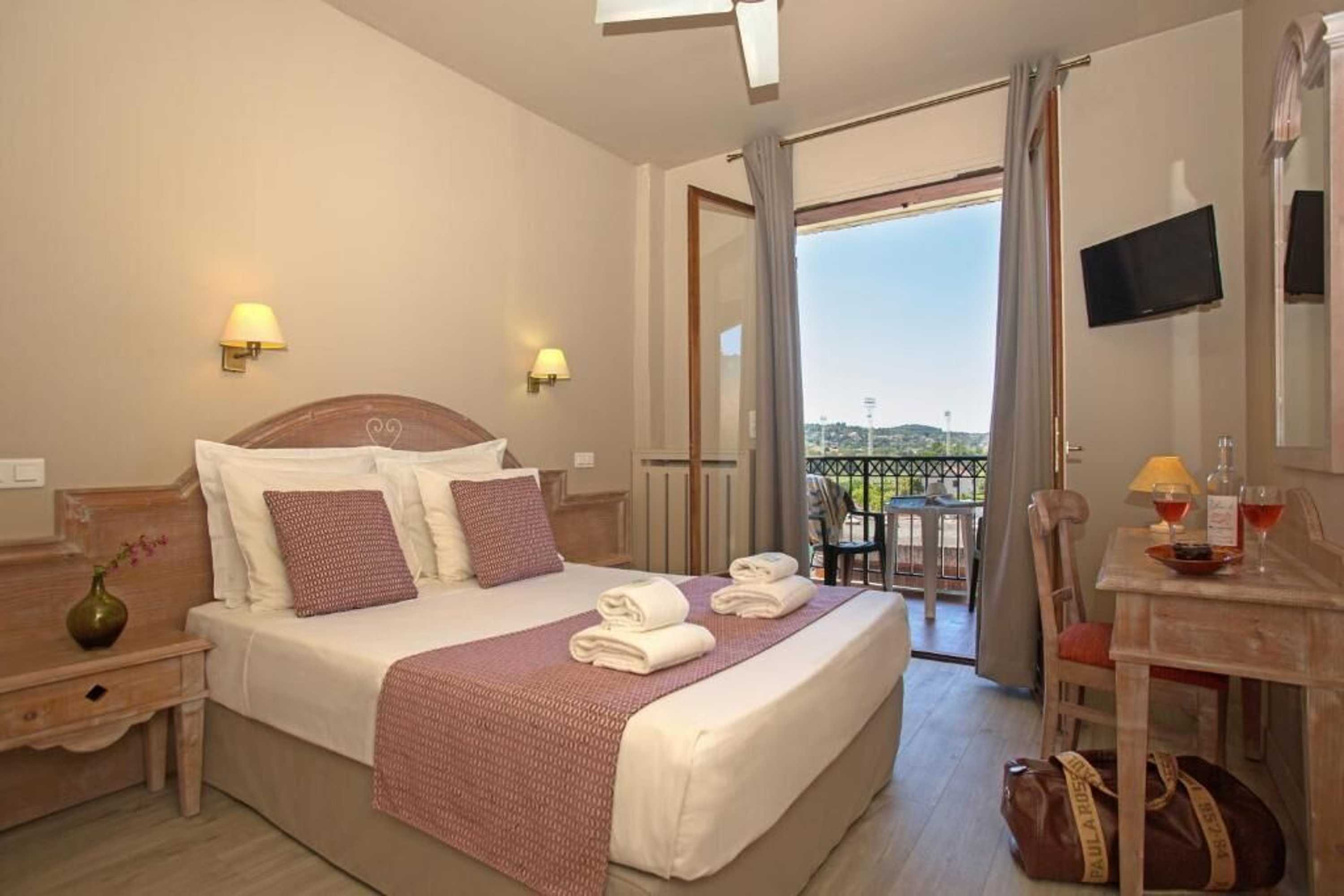 Gift card for Ulvf Hôtel Castel Luberon Gift card for Ulvf Hôtel Castel Luberon