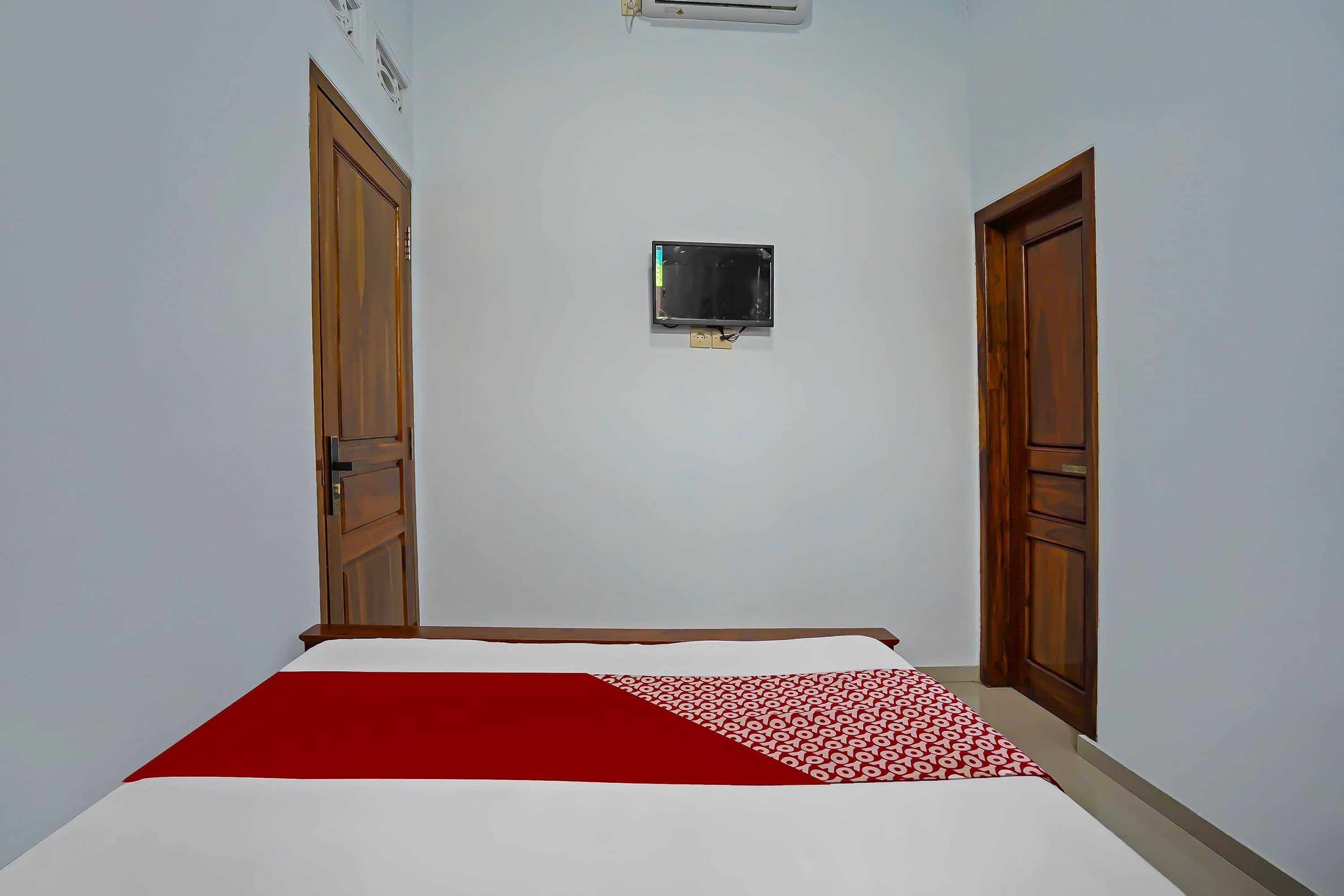 Gift card for Oyo 92416 Salsabila Homestay Gift card for Oyo 92416 Salsabila Homestay