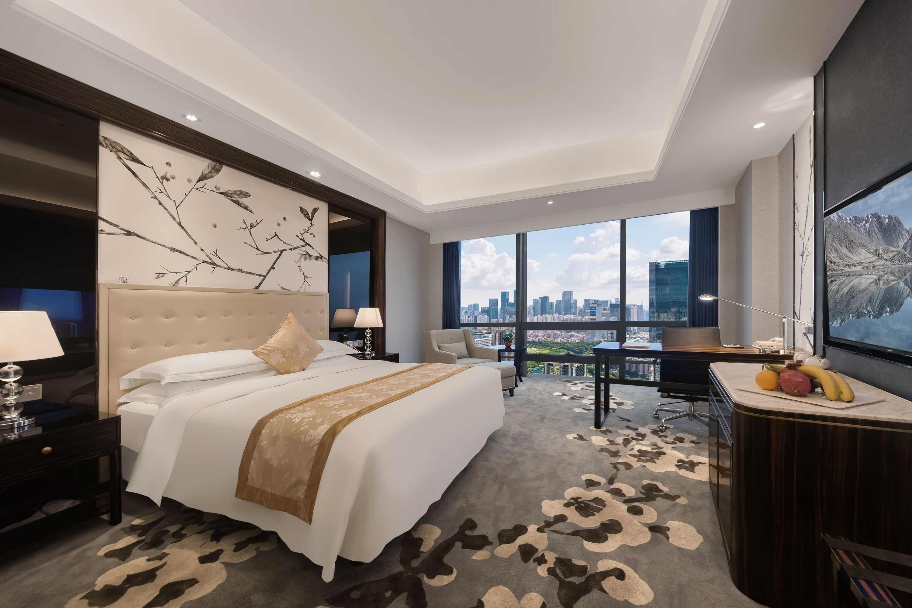 Gift card for Huaqiang Plaza Hotel Shenzhen, Enjoy Complimentary Mini Bar & Night Snack, Add Breakfast - Enjoy Complimentary Afternoon Tea Gift card for Huaqiang Plaza Hotel Shenzhen, Enjoy Complimentary Mini Bar & Night Snack, Add Breakfast - Enjoy Complimentary Afternoon Tea
