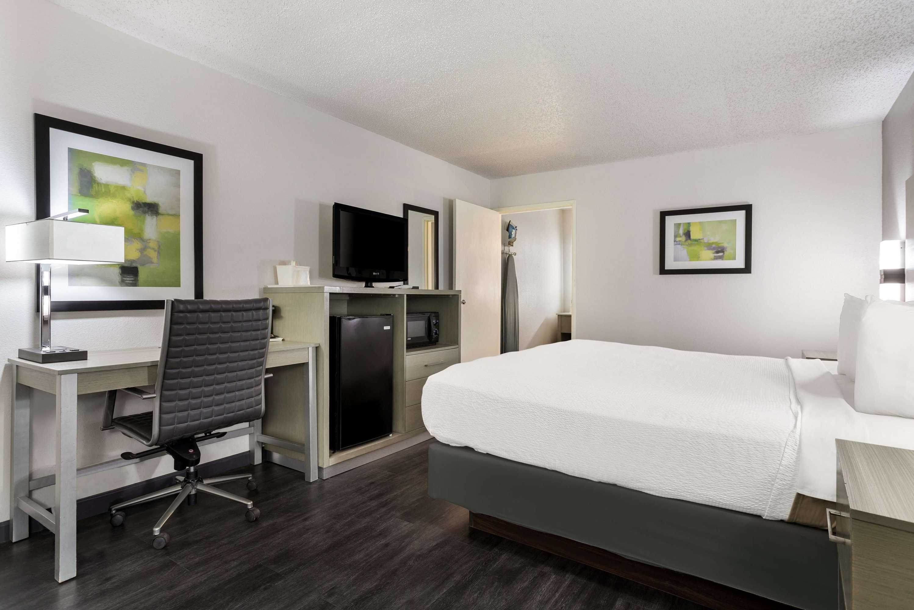 Gift card for Surestay Hotel by Best Western Grants Gift card for Surestay Hotel by Best Western Grants