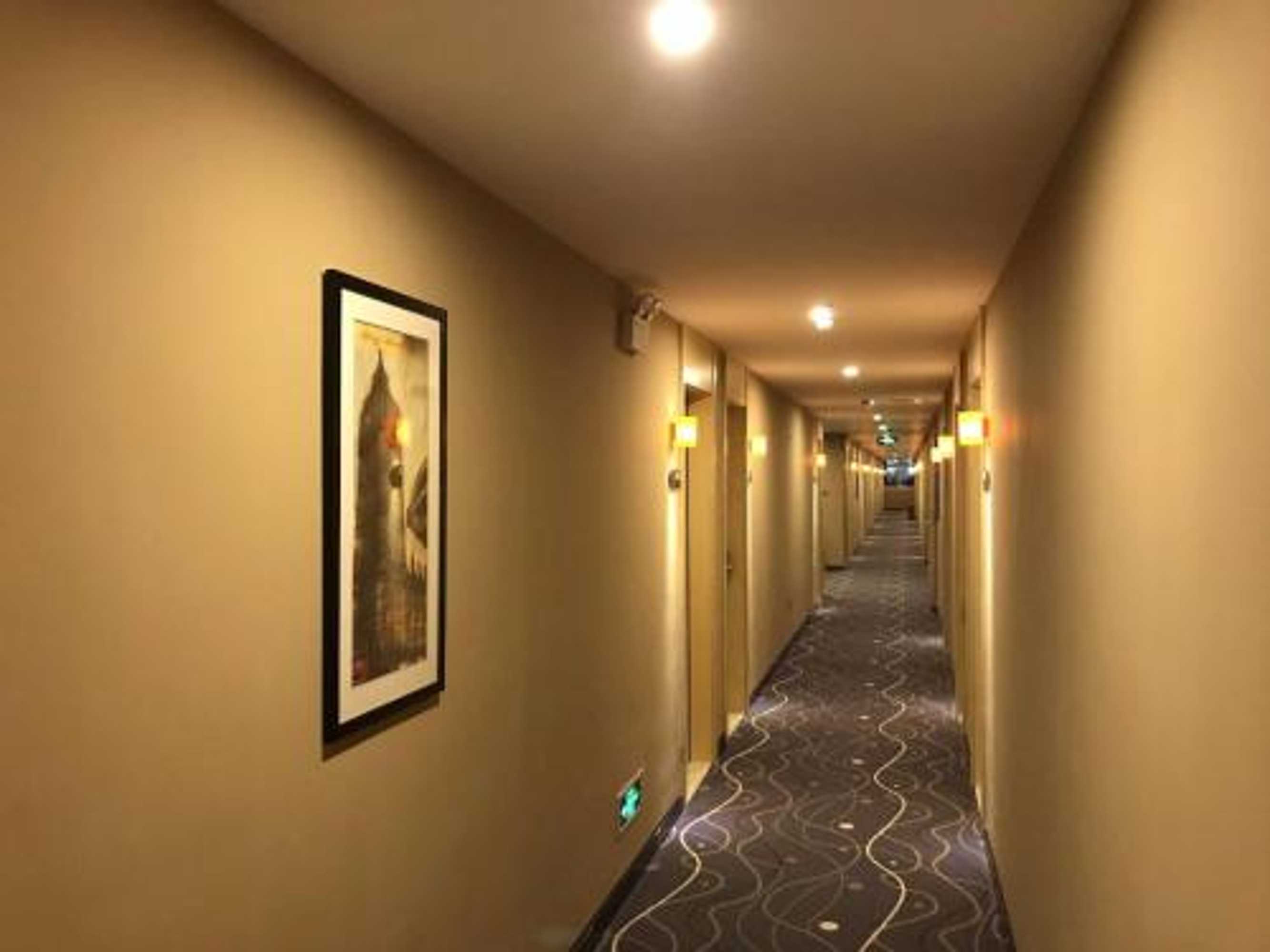 Gift card for 7days Premium Xichang Torch Plaza Qionghai Wetland Park Branch Gift card for 7days Premium Xichang Torch Plaza Qionghai Wetland Park Branch