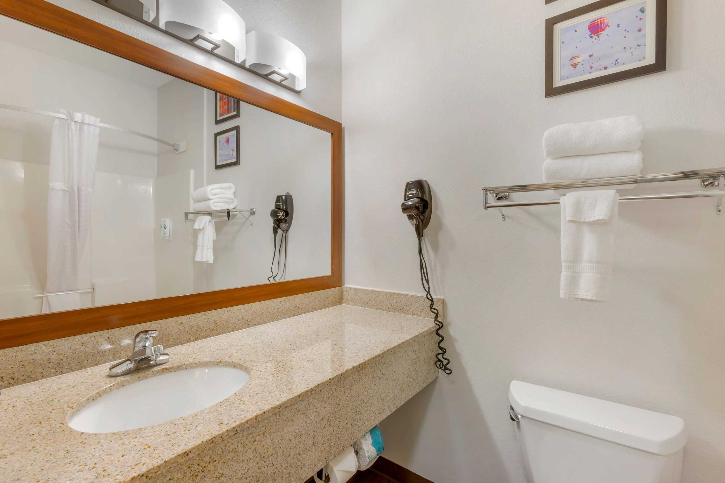 Gift card for Comfort Inn & Suites Socorro Gift card for Comfort Inn & Suites Socorro