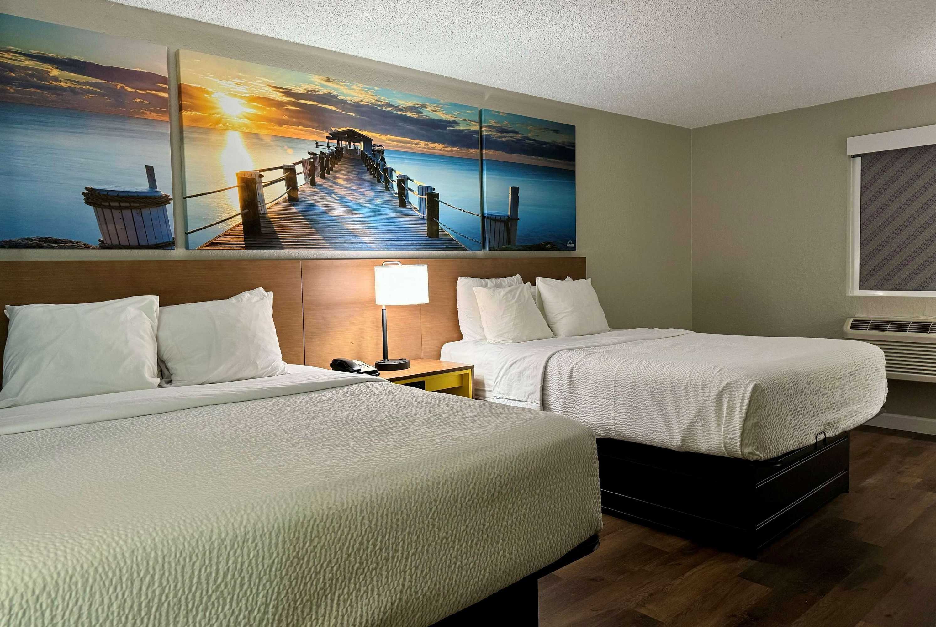 Gift card for Days Inn by Wyndham Sarasota I-75 Gift card for Days Inn by Wyndham Sarasota I-75