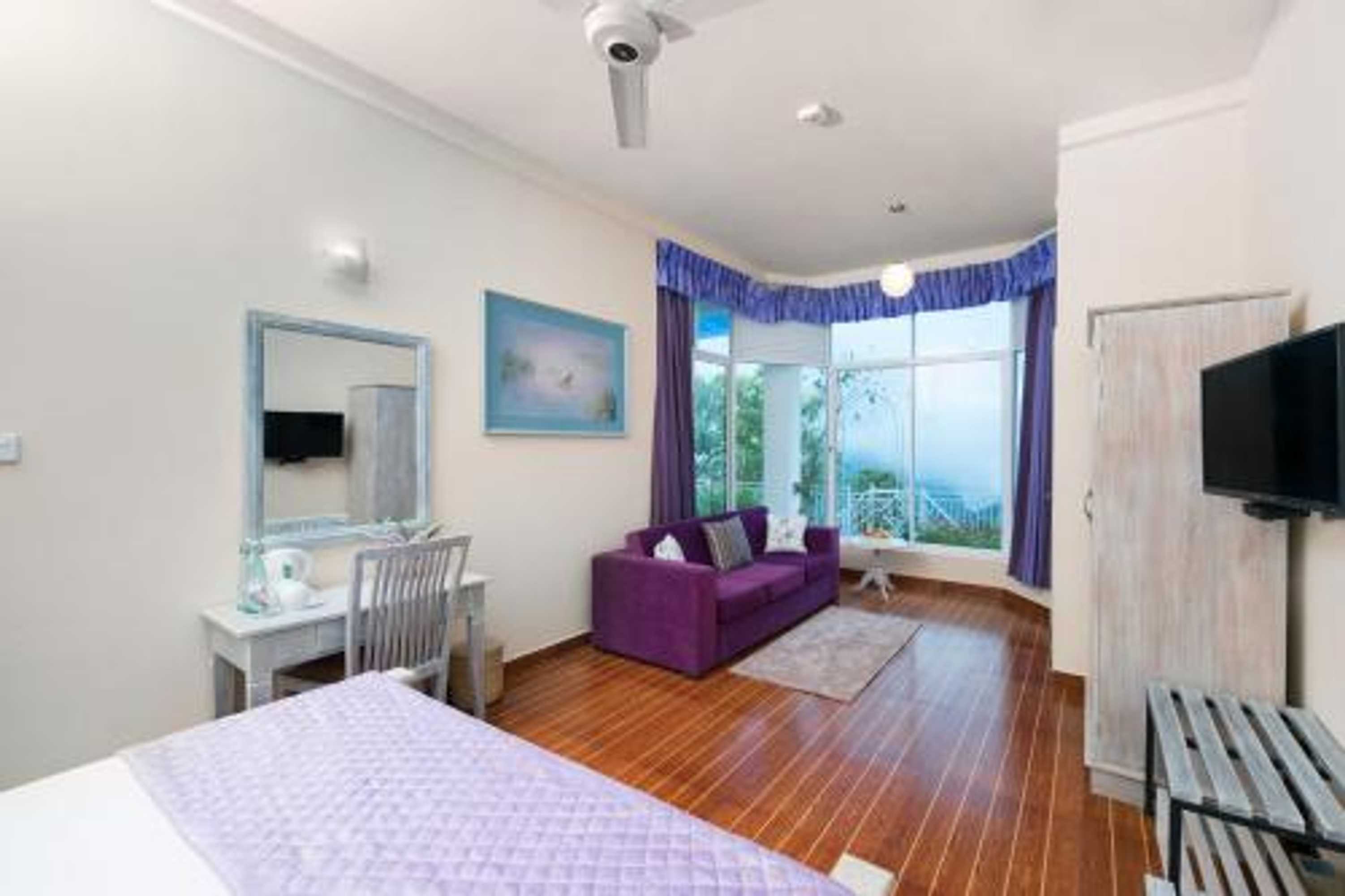 Gift card for Floating Mountain Villa Gift card for Floating Mountain Villa