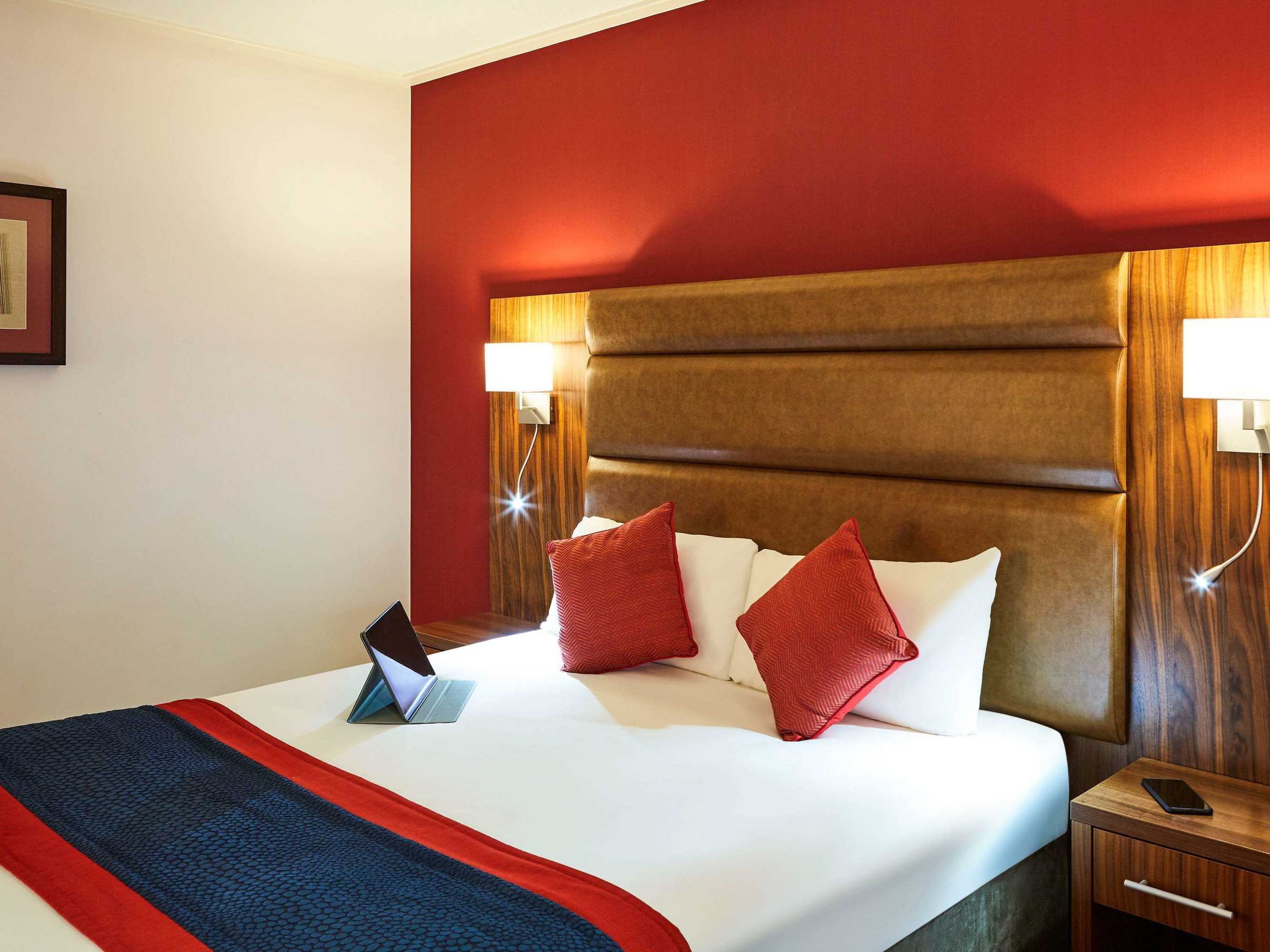 Gift card for Mercure Newbury West Grange Hotel Gift card for Mercure Newbury West Grange Hotel