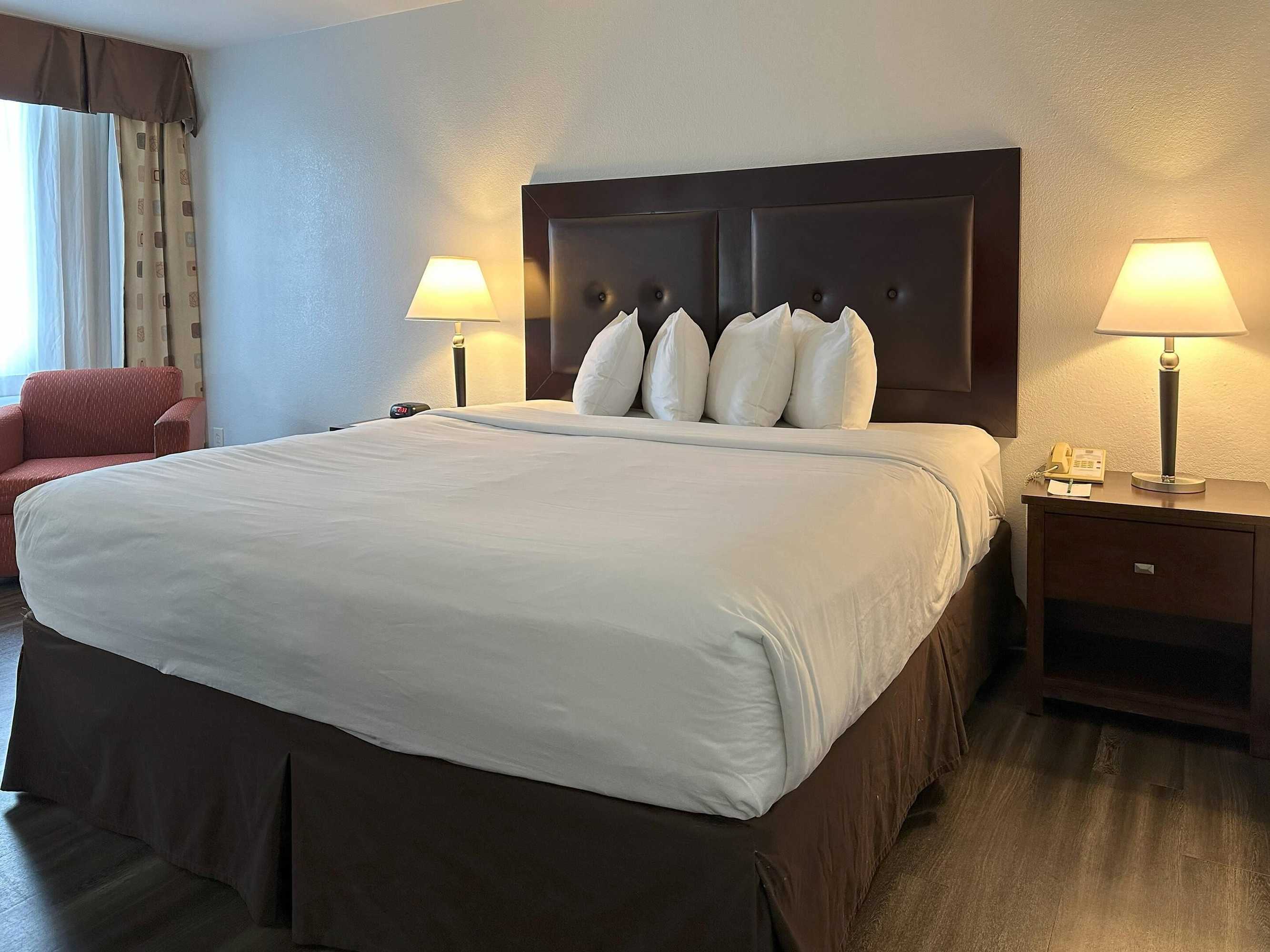 Gift card for Quality Inn & Suites Everett Gift card for Quality Inn & Suites Everett