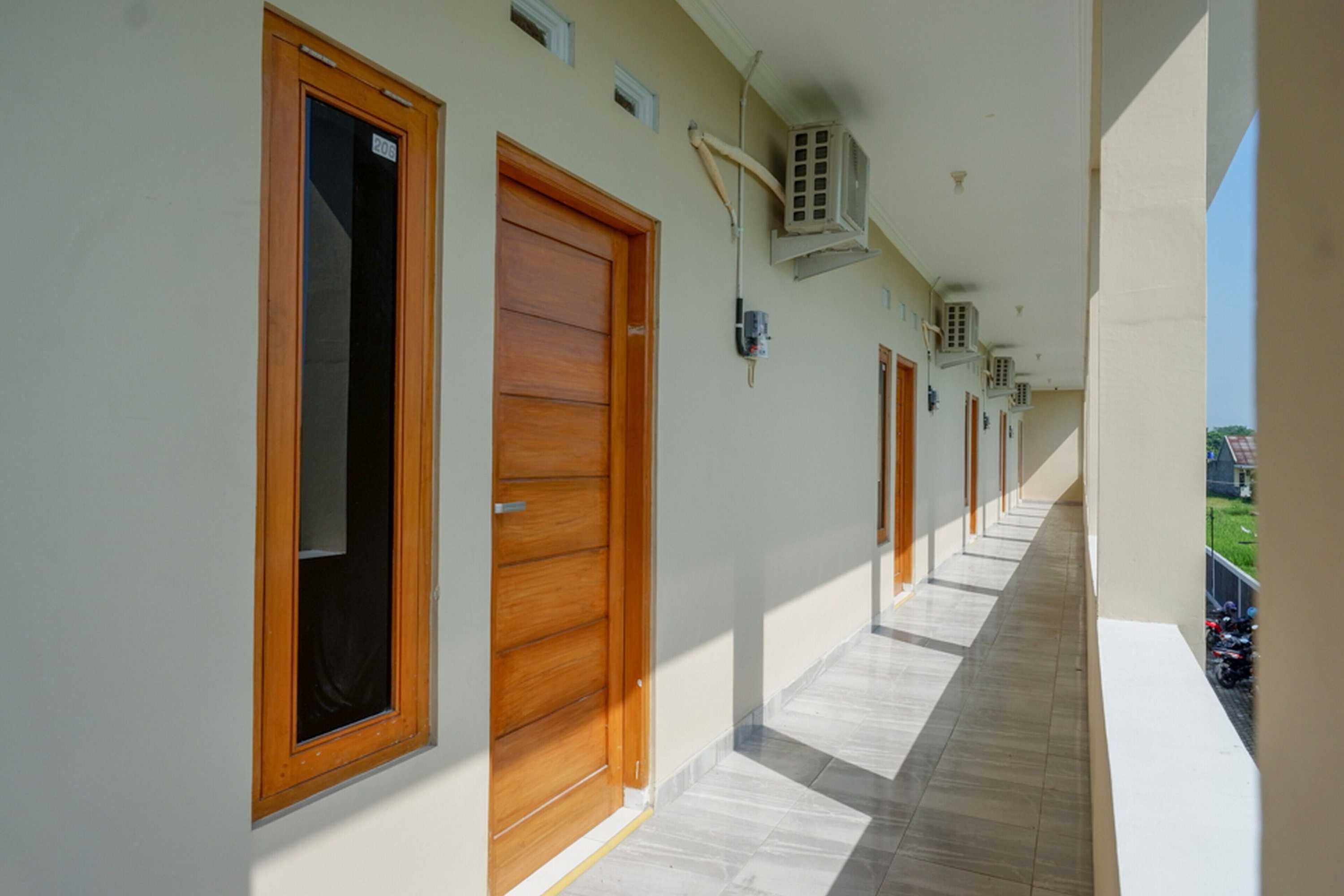 Gift card for Reddoorz Near Padang Golf Adisucipto