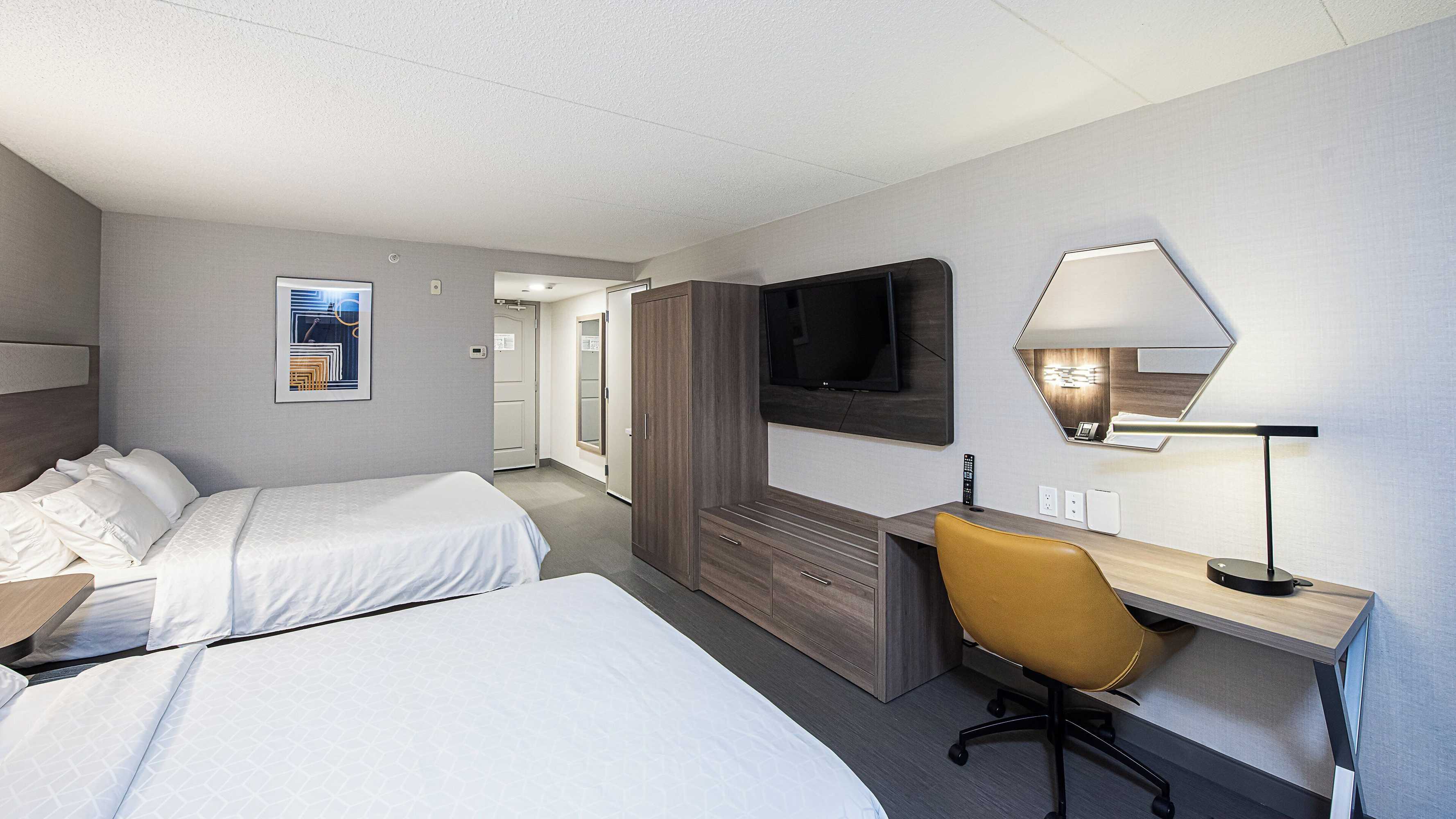 Gift card for Holiday Inn Express Hotel & Suites Waterloo - St Jacobs by Ihg Gift card for Holiday Inn Express Hotel & Suites Waterloo - St Jacobs by Ihg
