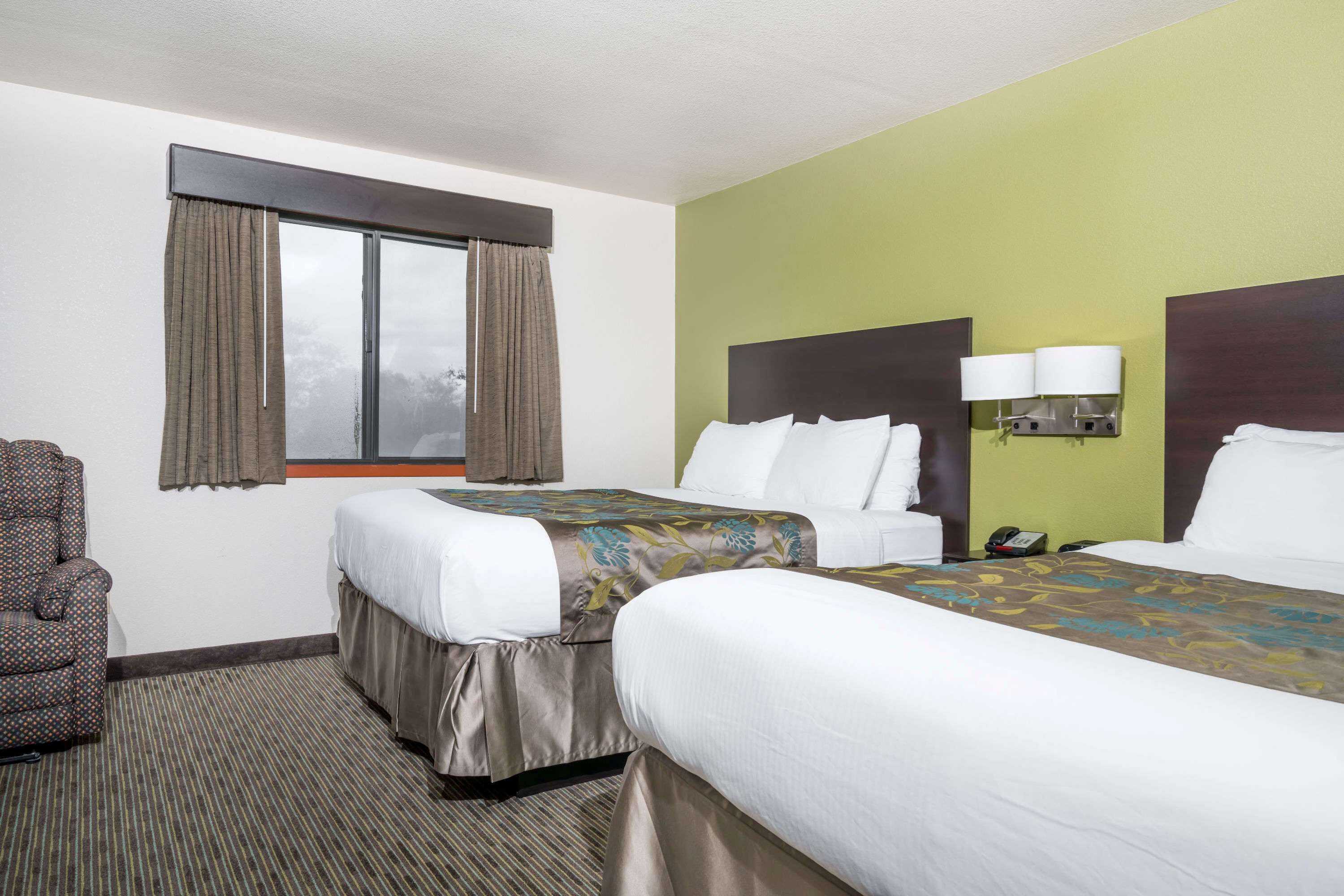 Gift card for Baymont by Wyndham Eau Claire WI Gift card for Baymont by Wyndham Eau Claire WI