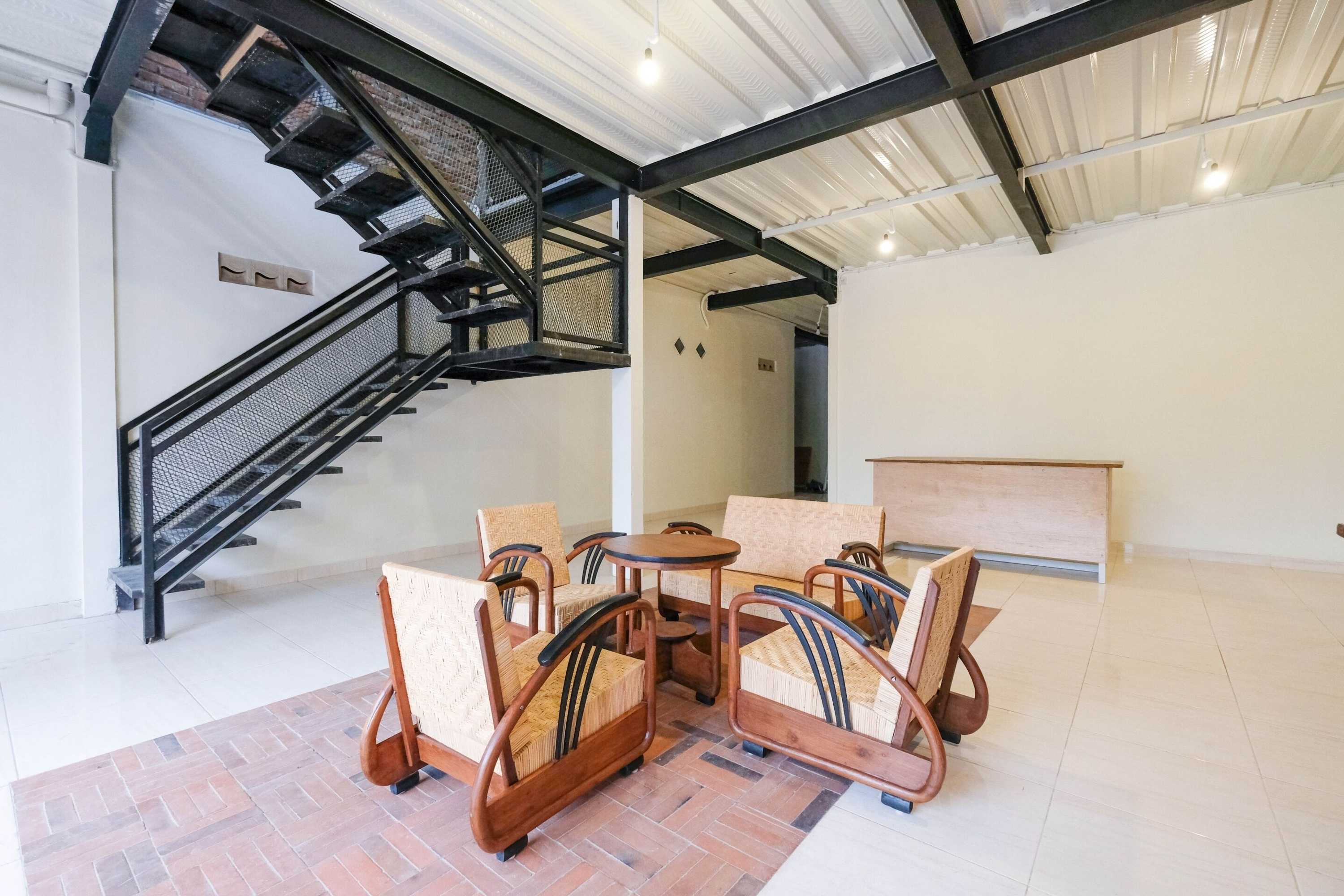 Gift card for Super Oyo Collection O 2383 Andongkoe 64 Salatiga