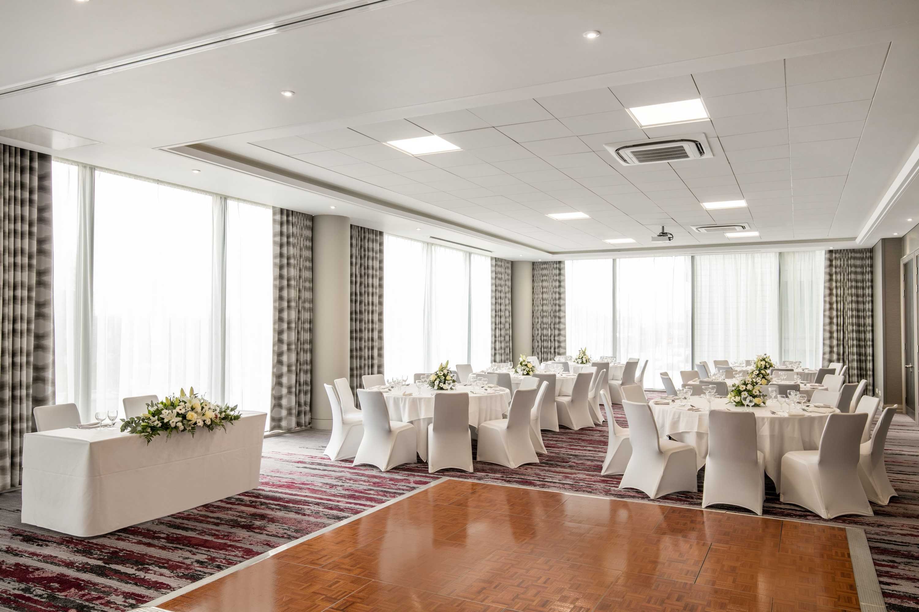 Gift card for Crowne Plaza London - Docklands by Ihg Gift card for Crowne Plaza London - Docklands by Ihg
