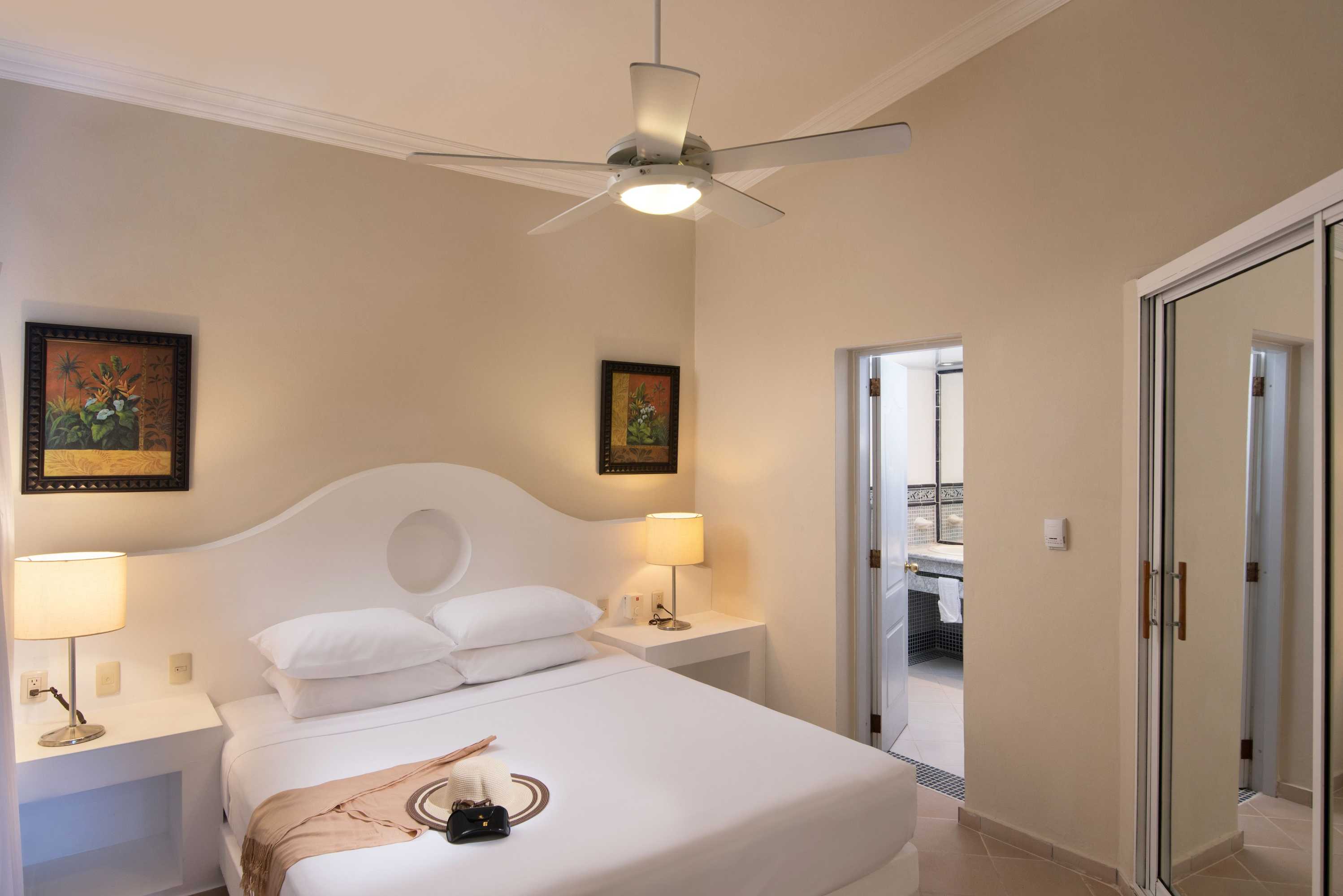 Gift card for Lifestyle Crown Residence Suites - All Inclusive Gift card for Lifestyle Crown Residence Suites - All Inclusive