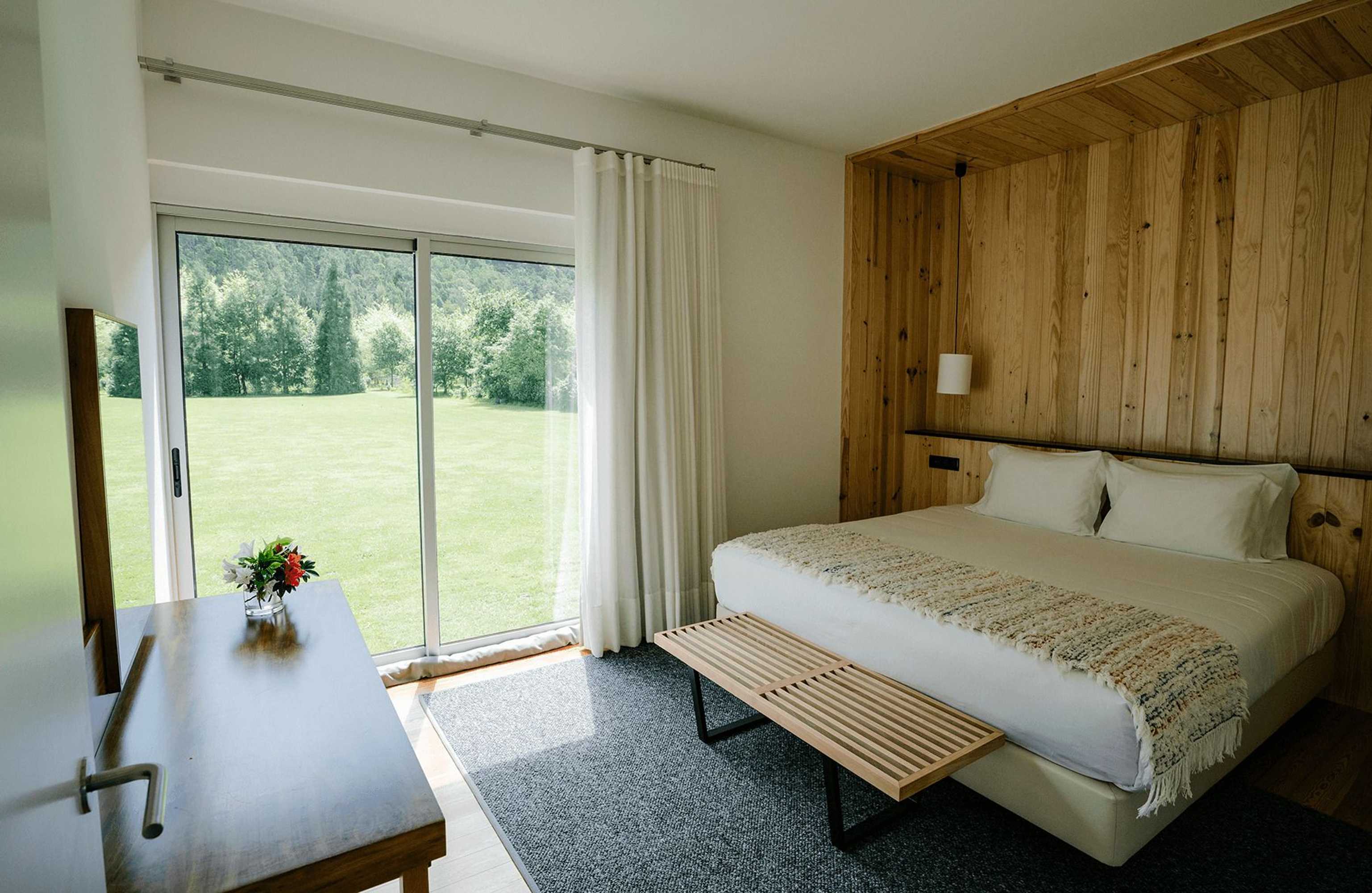 Gift card for Furnas Lake Forest Living