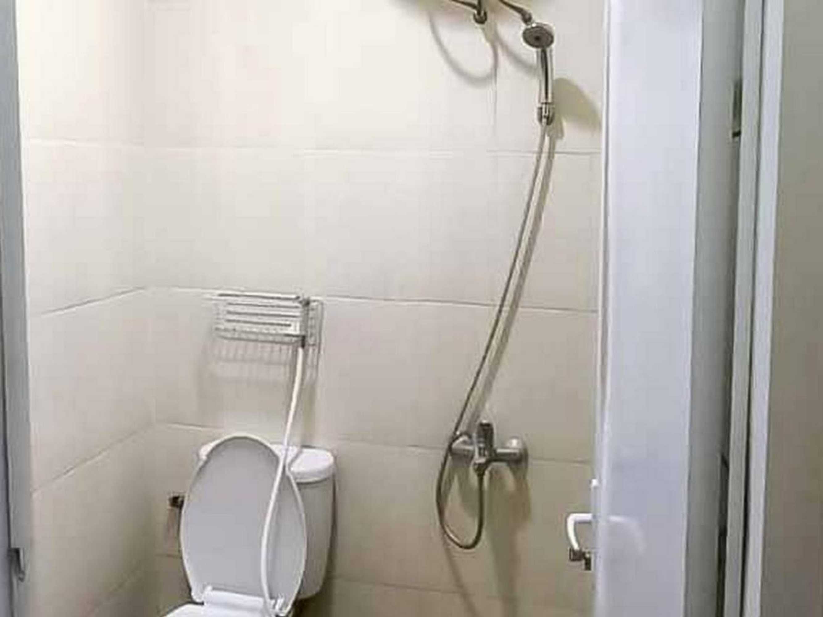 Gift card for Aimer Guest House Syariah Mitra Reddoorz Gift card for Aimer Guest House Syariah Mitra Reddoorz