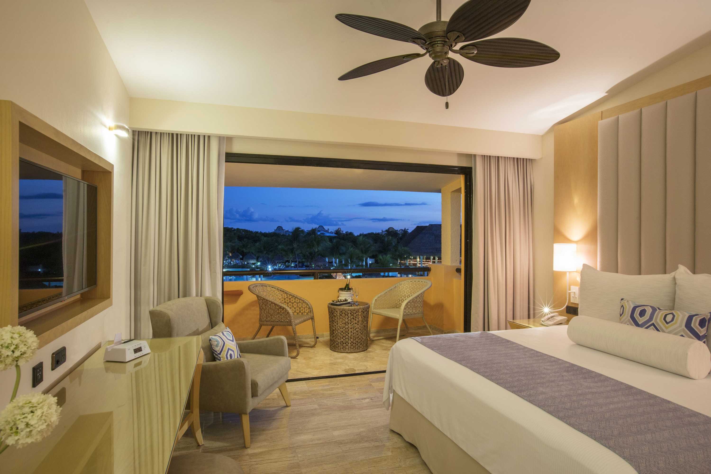 Gift card for Grand Palladium White Sand Resort & Spa All Inclusive Gift card for Grand Palladium White Sand Resort & Spa All Inclusive