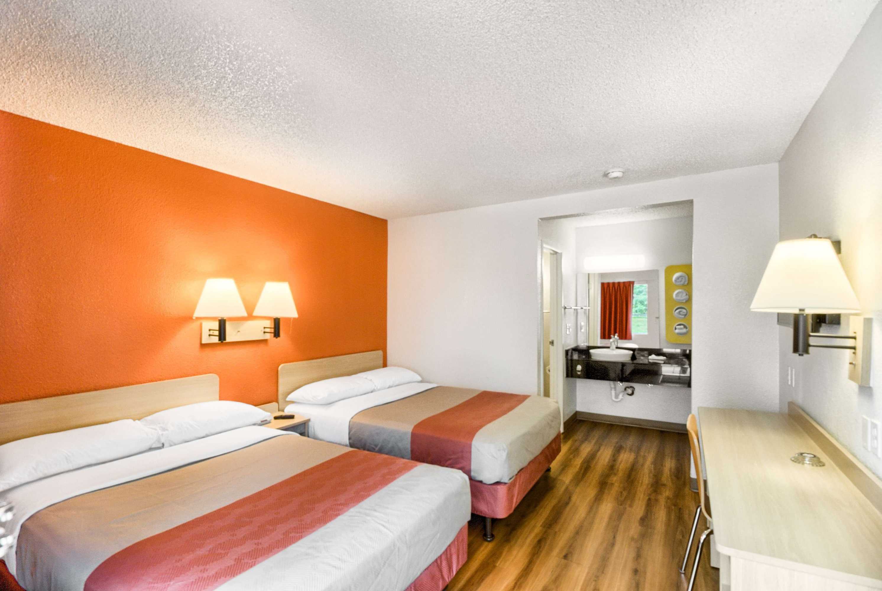 Gift card for Motel 6 Everett, WA - South Gift card for Motel 6 Everett, WA - South